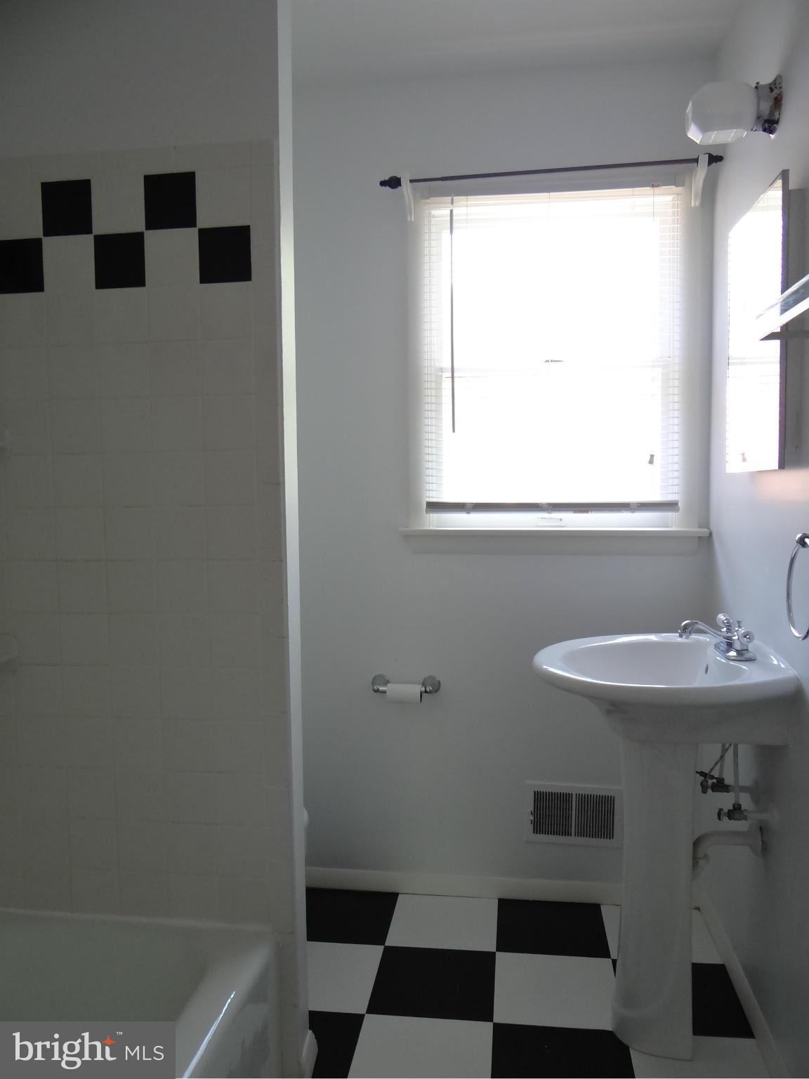 BROADWAY CONDOMINIUMS - Residential Lease