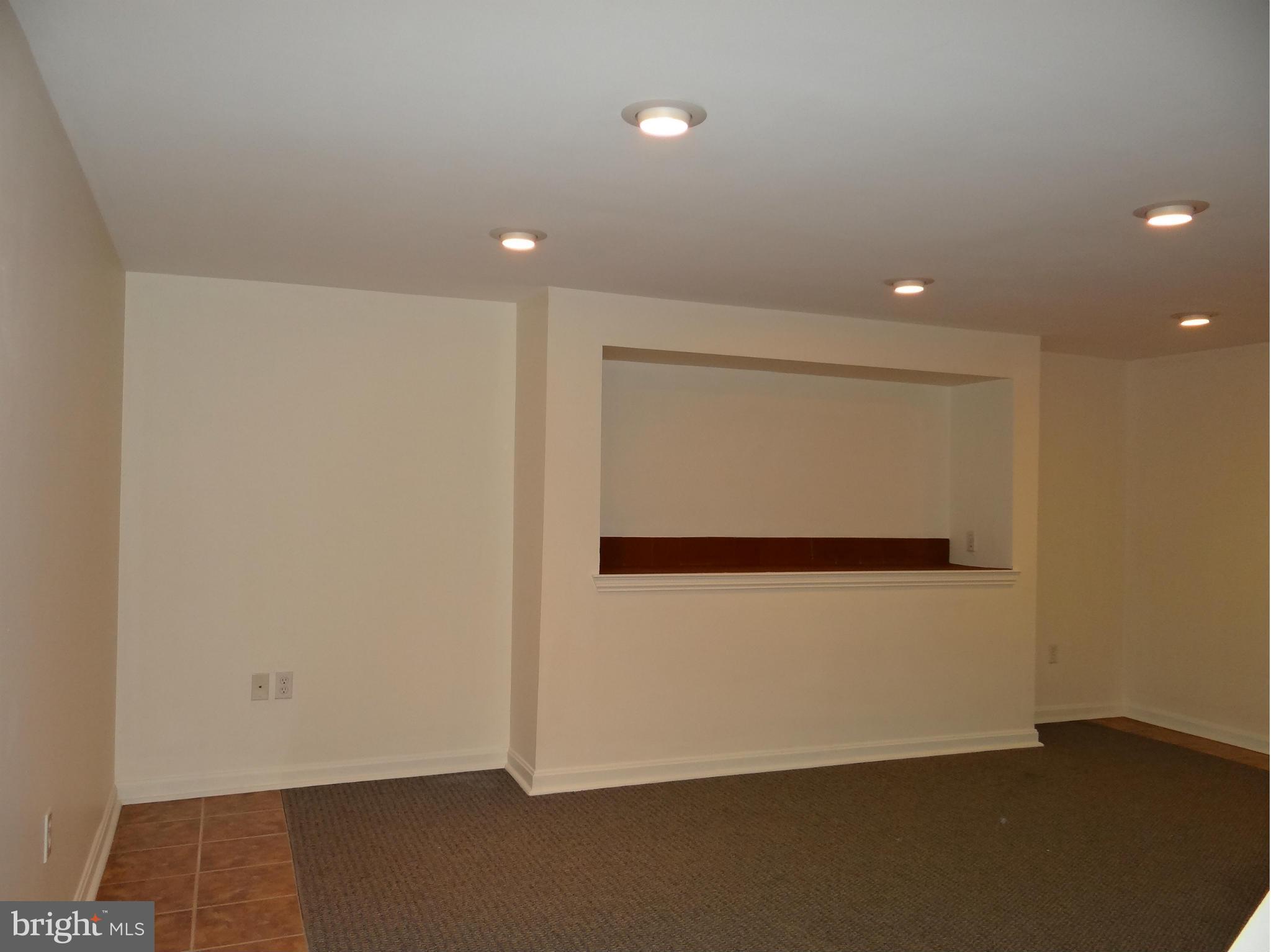 BROADWAY CONDOMINIUMS - Residential Lease