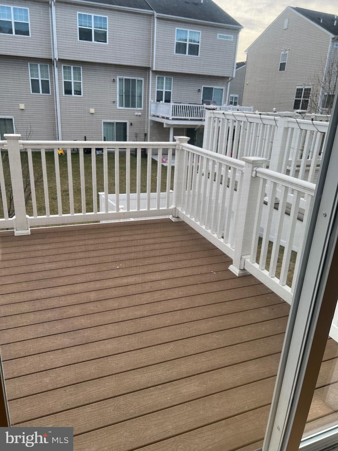 ADMIRALS LANDING - Residential Lease