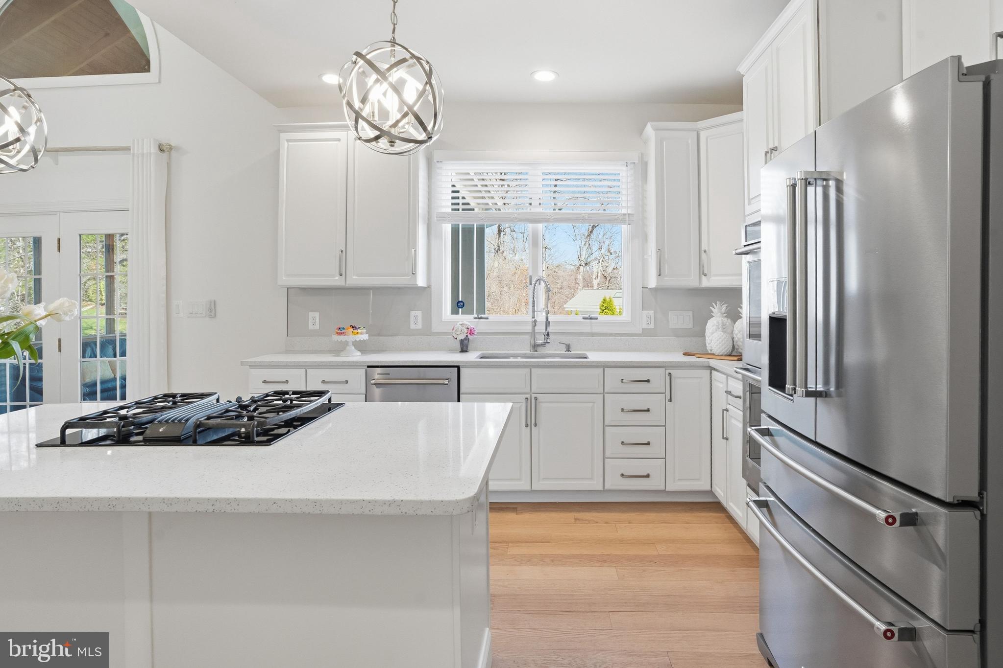 HUNTER MILL ESTATES - Residential