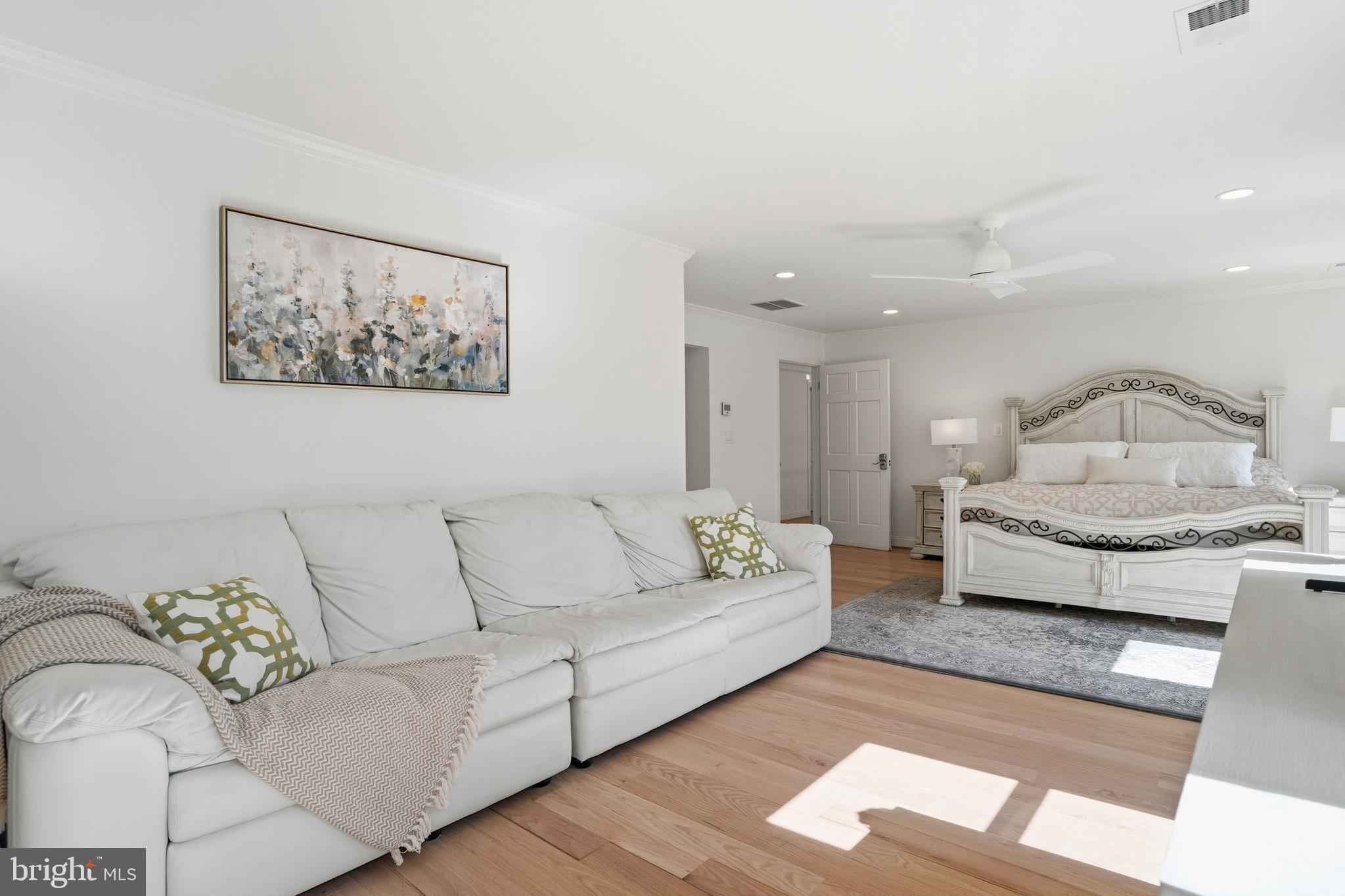 HUNTER MILL ESTATES - Residential