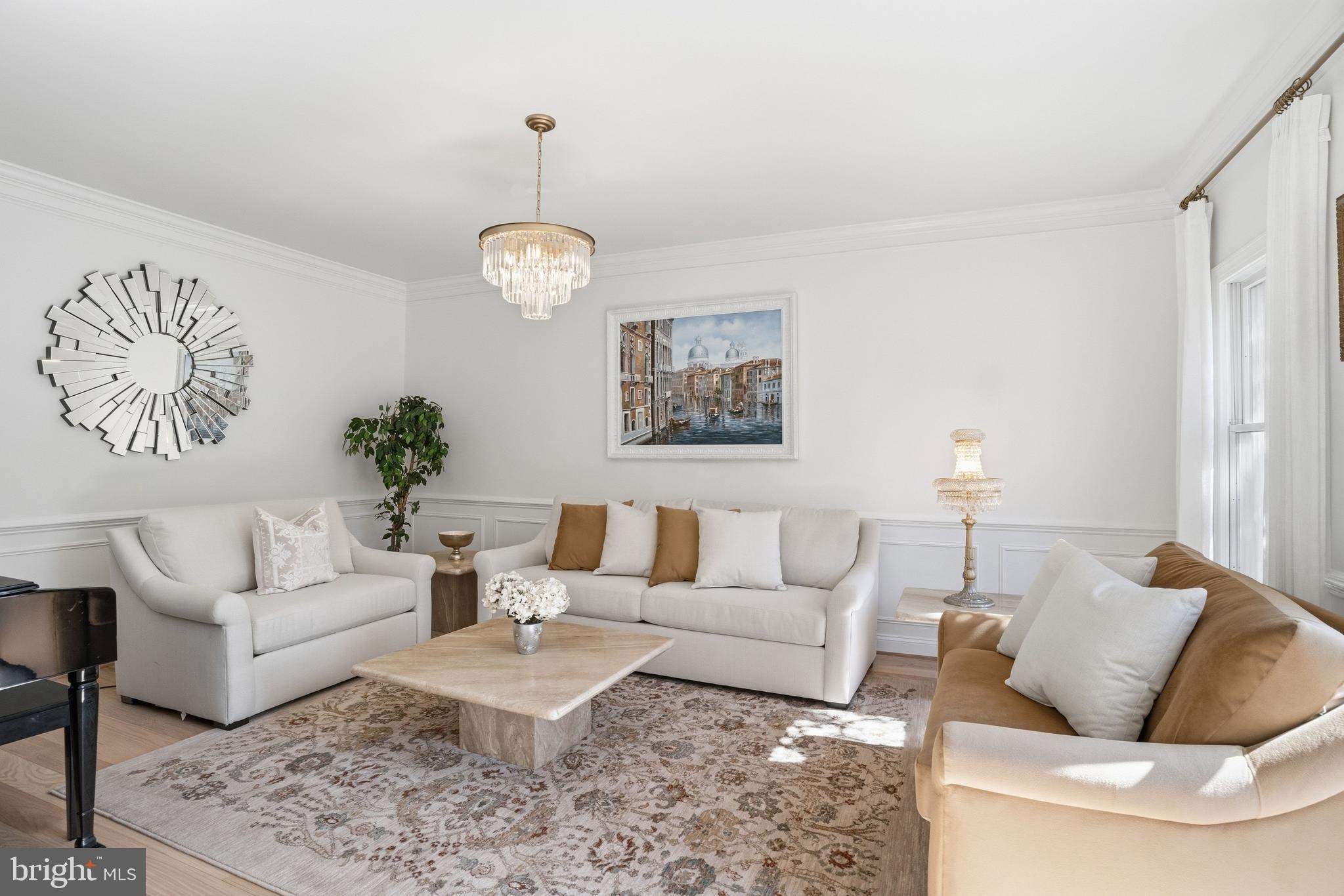 HUNTER MILL ESTATES - Residential