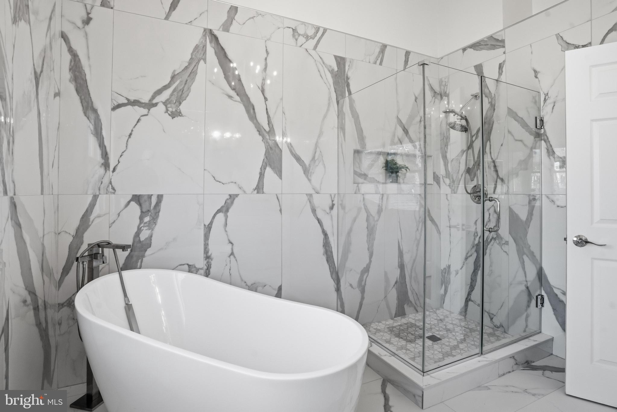 HUNTER MILL ESTATES - Residential