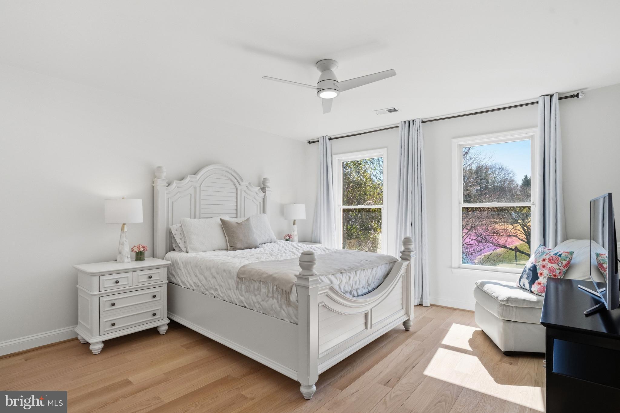 HUNTER MILL ESTATES - Residential