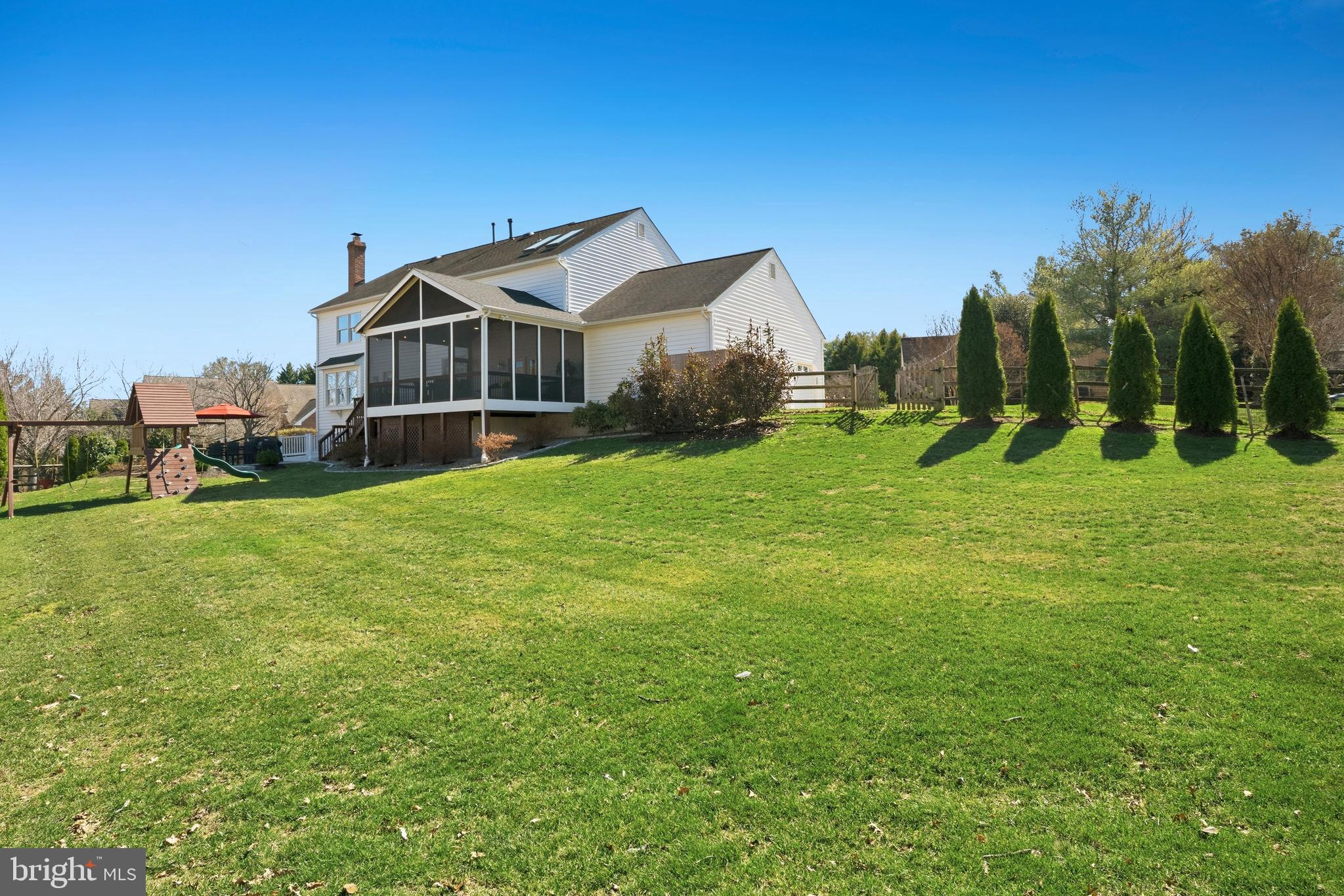 HUNTER MILL ESTATES - Residential