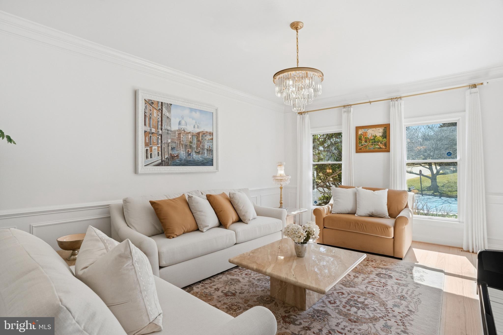 HUNTER MILL ESTATES - Residential