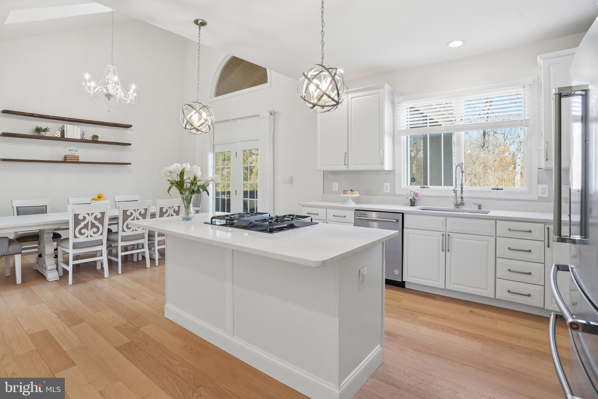 HUNTER MILL ESTATES - Residential