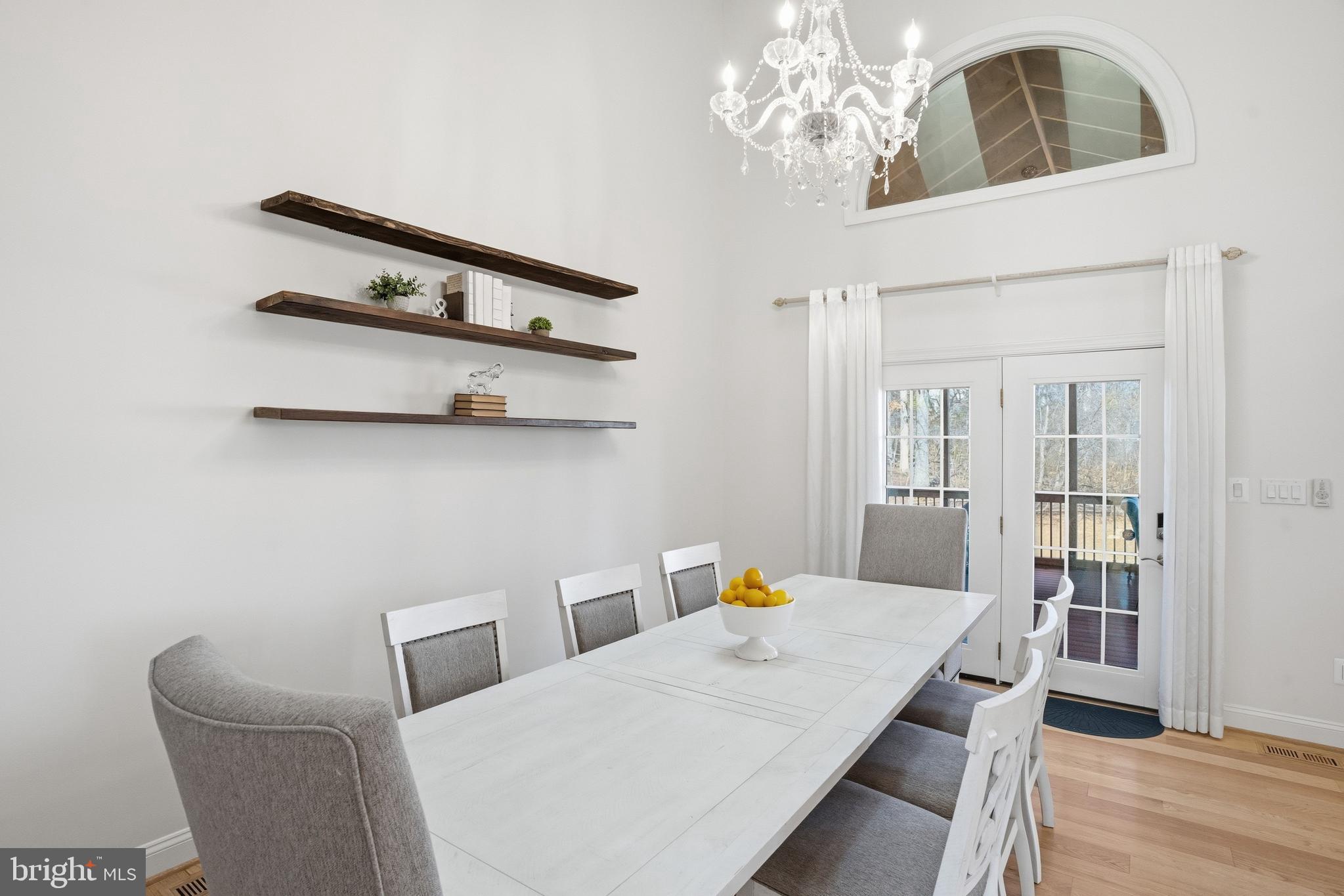 HUNTER MILL ESTATES - Residential