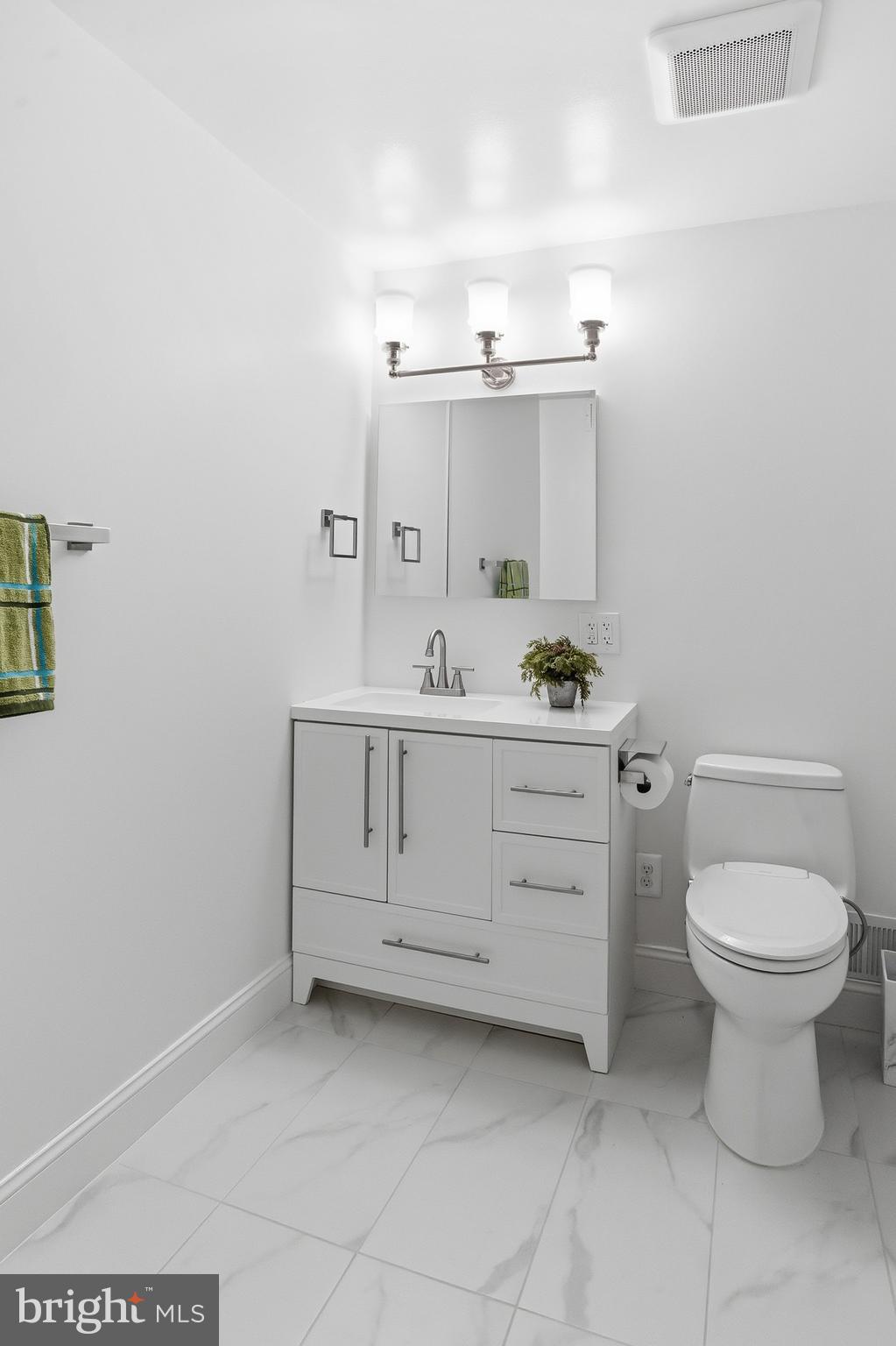 HUNTER MILL ESTATES - Residential