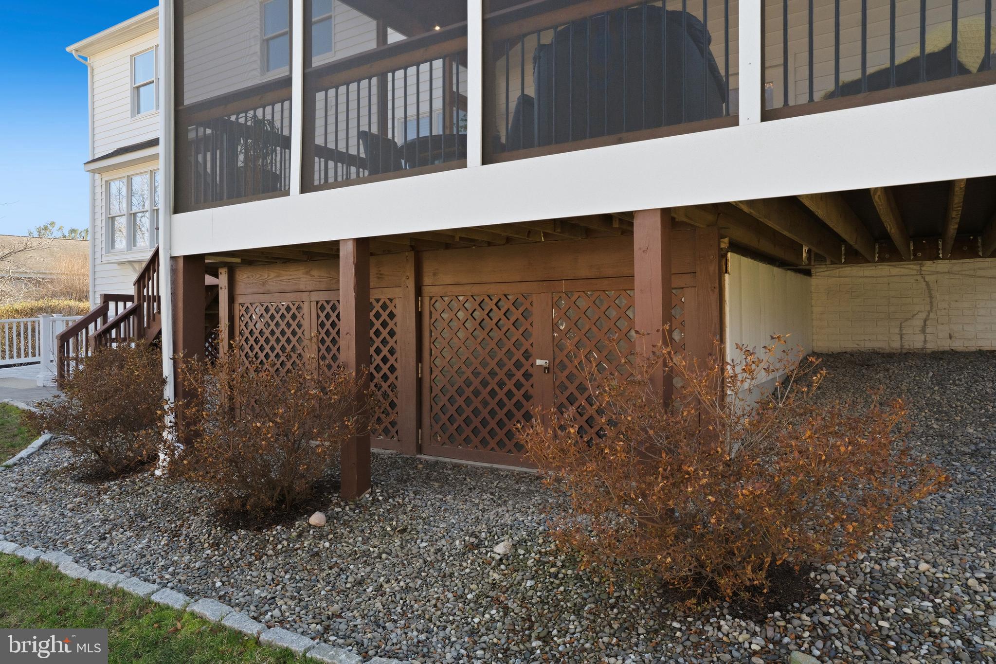 HUNTER MILL ESTATES - Residential