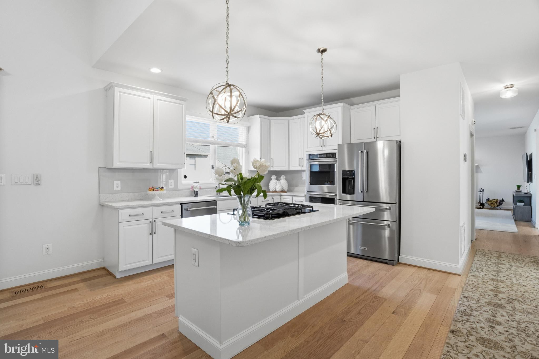 HUNTER MILL ESTATES - Residential