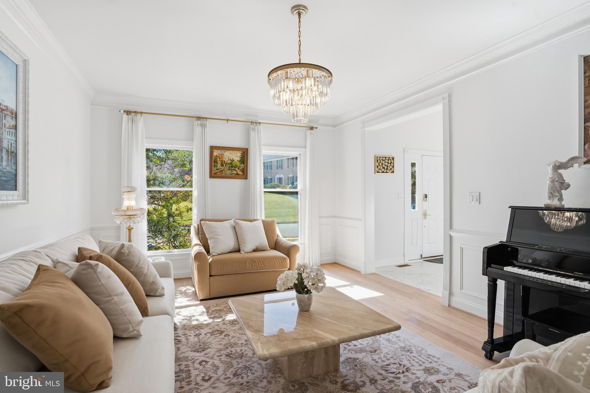 HUNTER MILL ESTATES - Residential