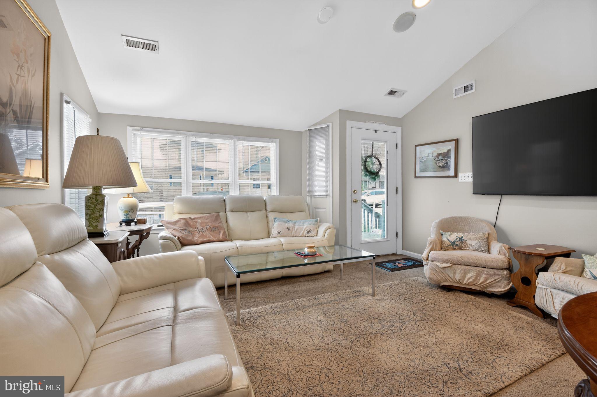 NORTH CHESAPEAKE BEACH - Residential