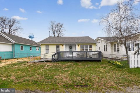 Property photo of 4040 9th Street, North Beach, MD 20714