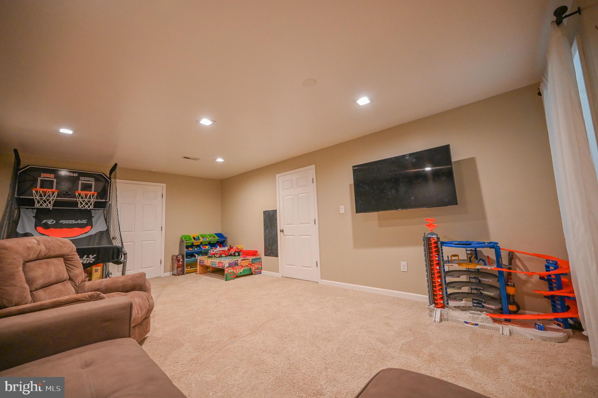 BLUE MOUNTAIN - Residential