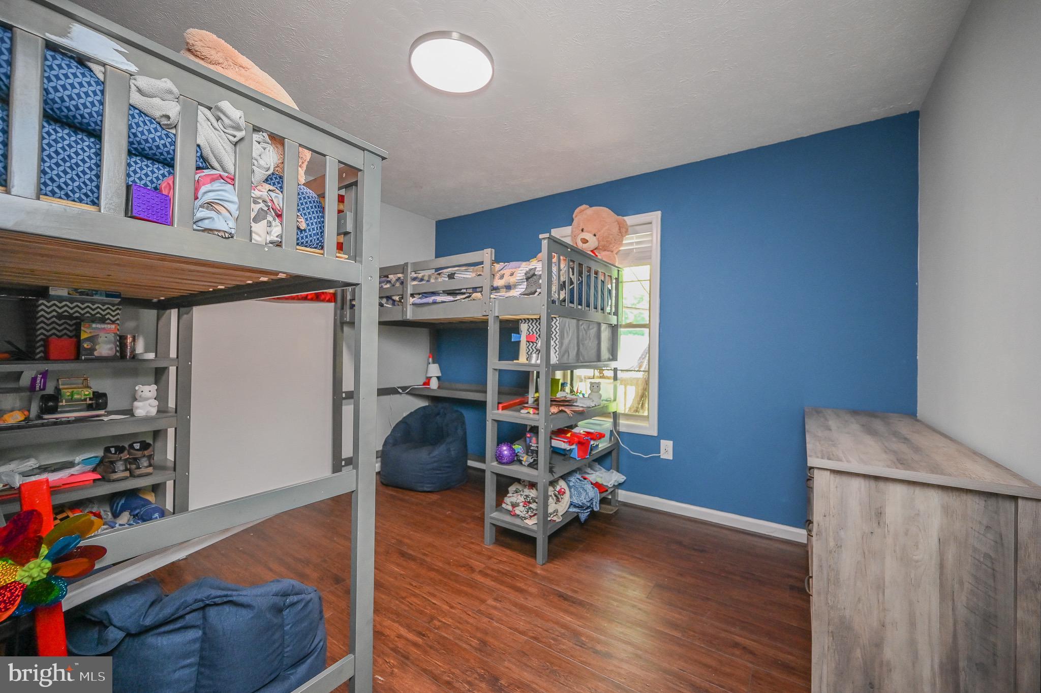 BLUE MOUNTAIN - Residential