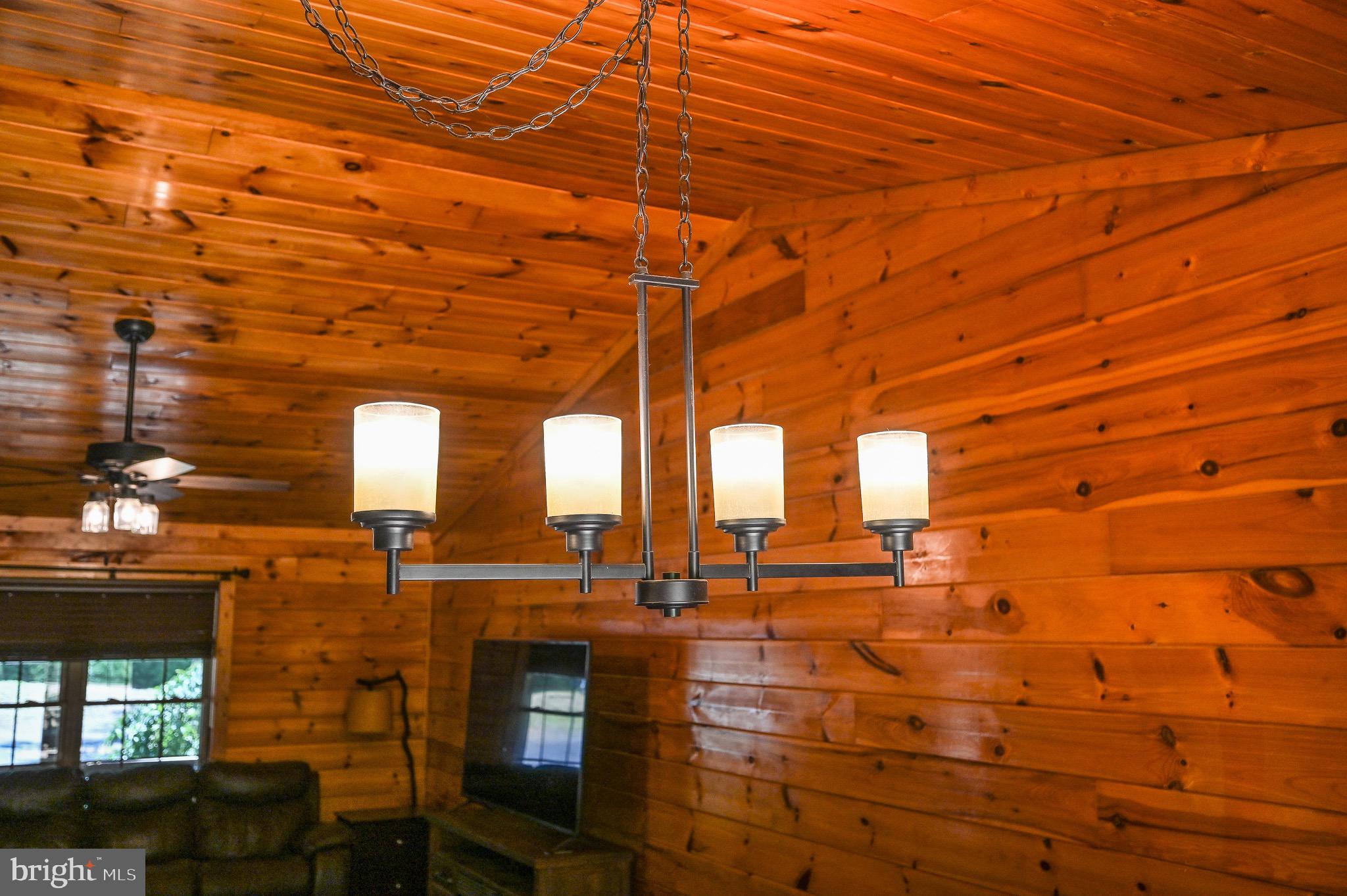 BLUE MOUNTAIN - Residential