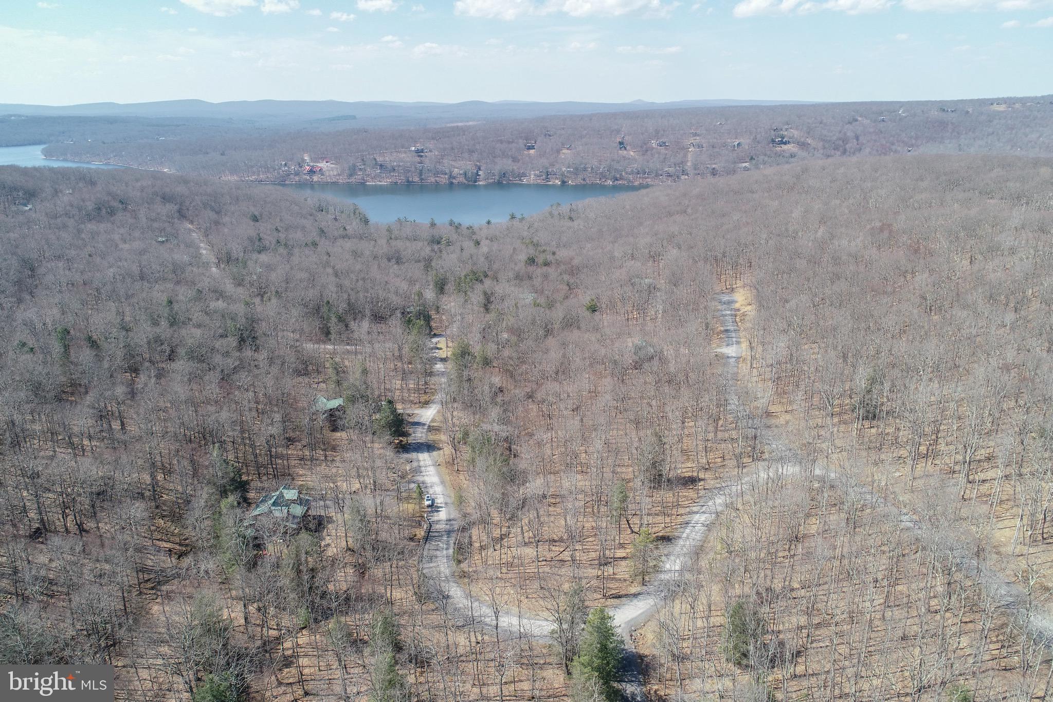 GALLATIN WOODS - Land