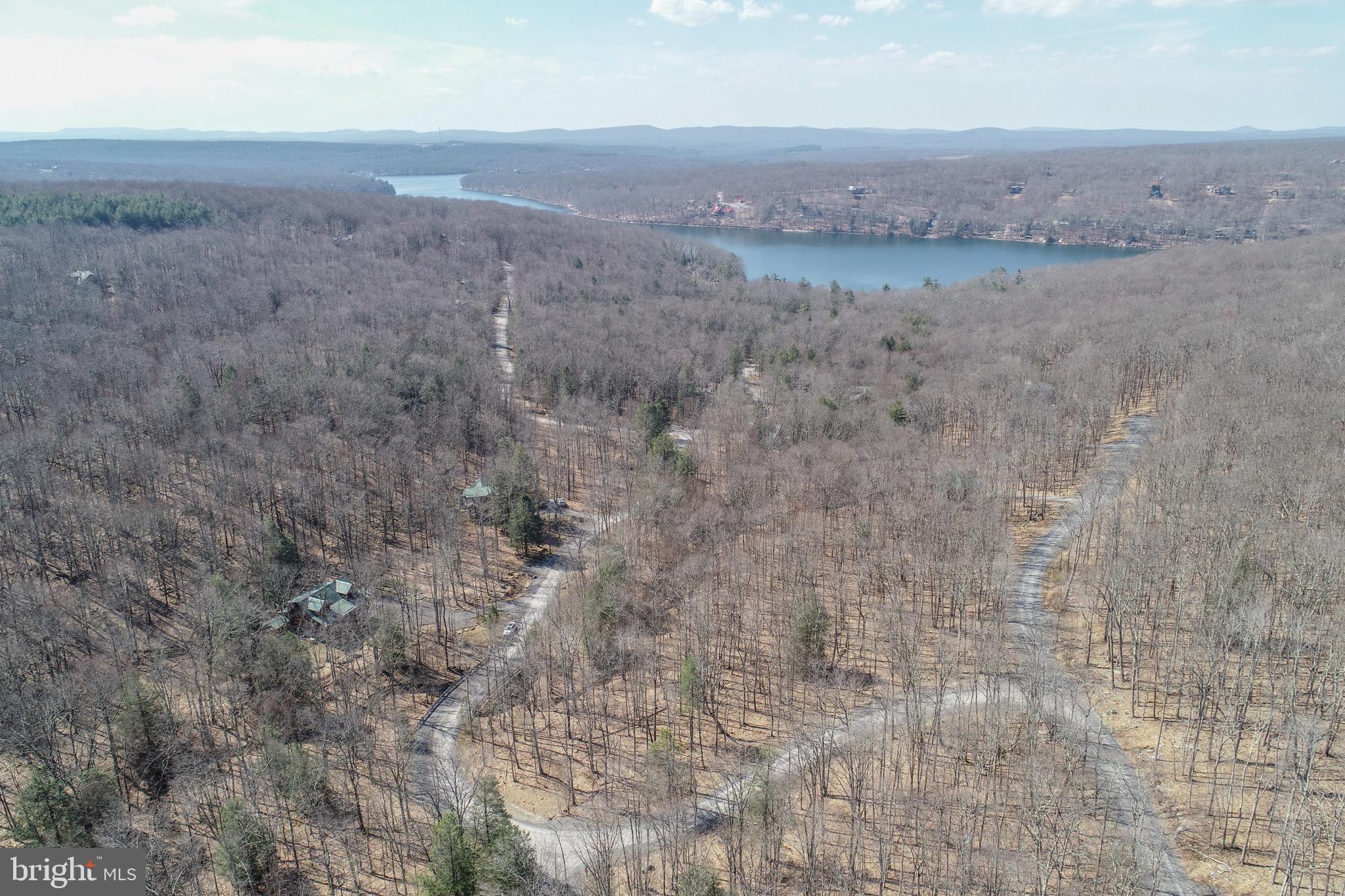 GALLATIN WOODS - Land