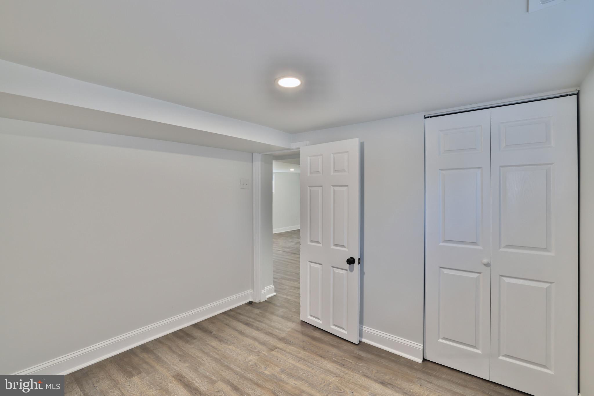 ABBOTT FOREST - Residential