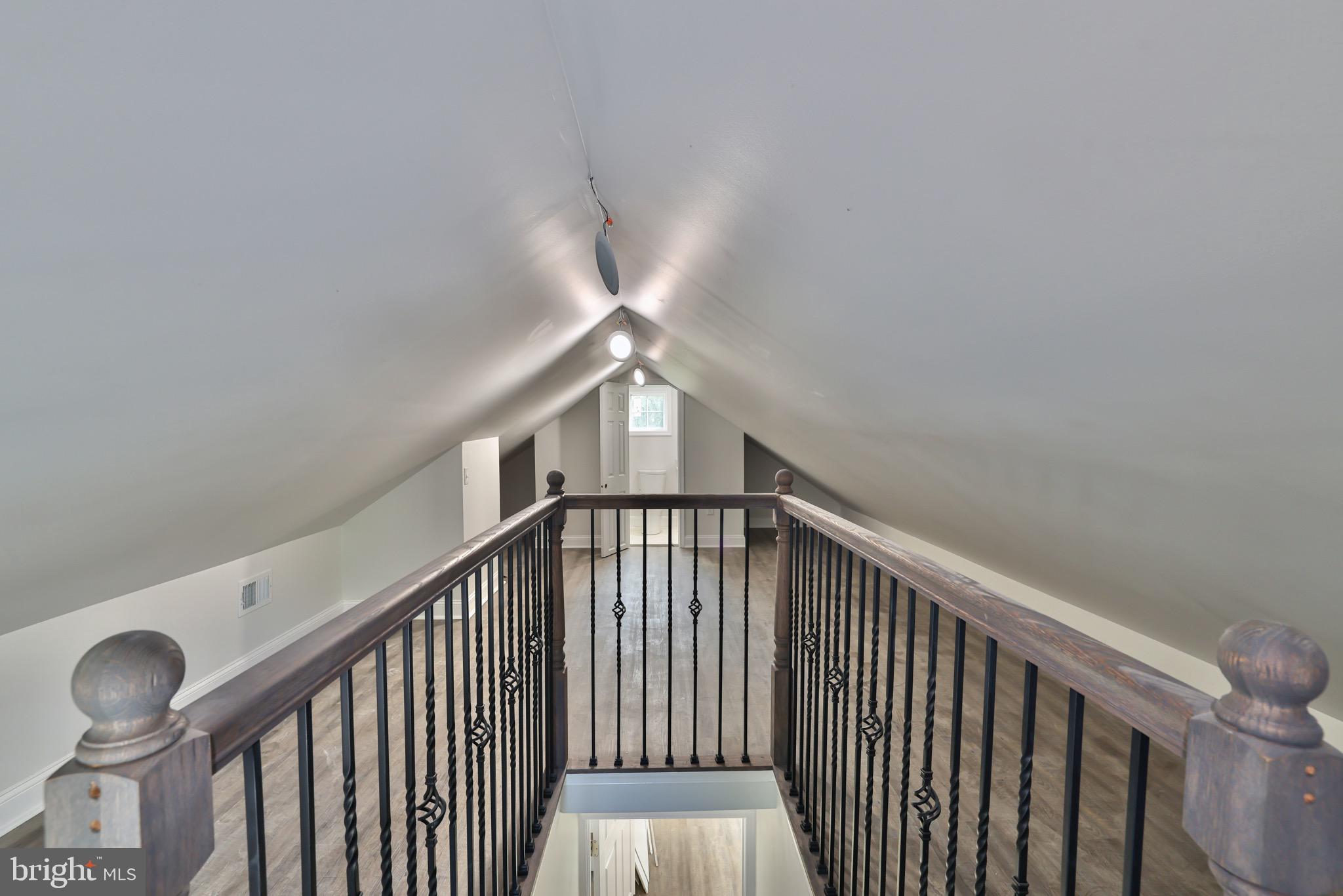 ABBOTT FOREST - Residential