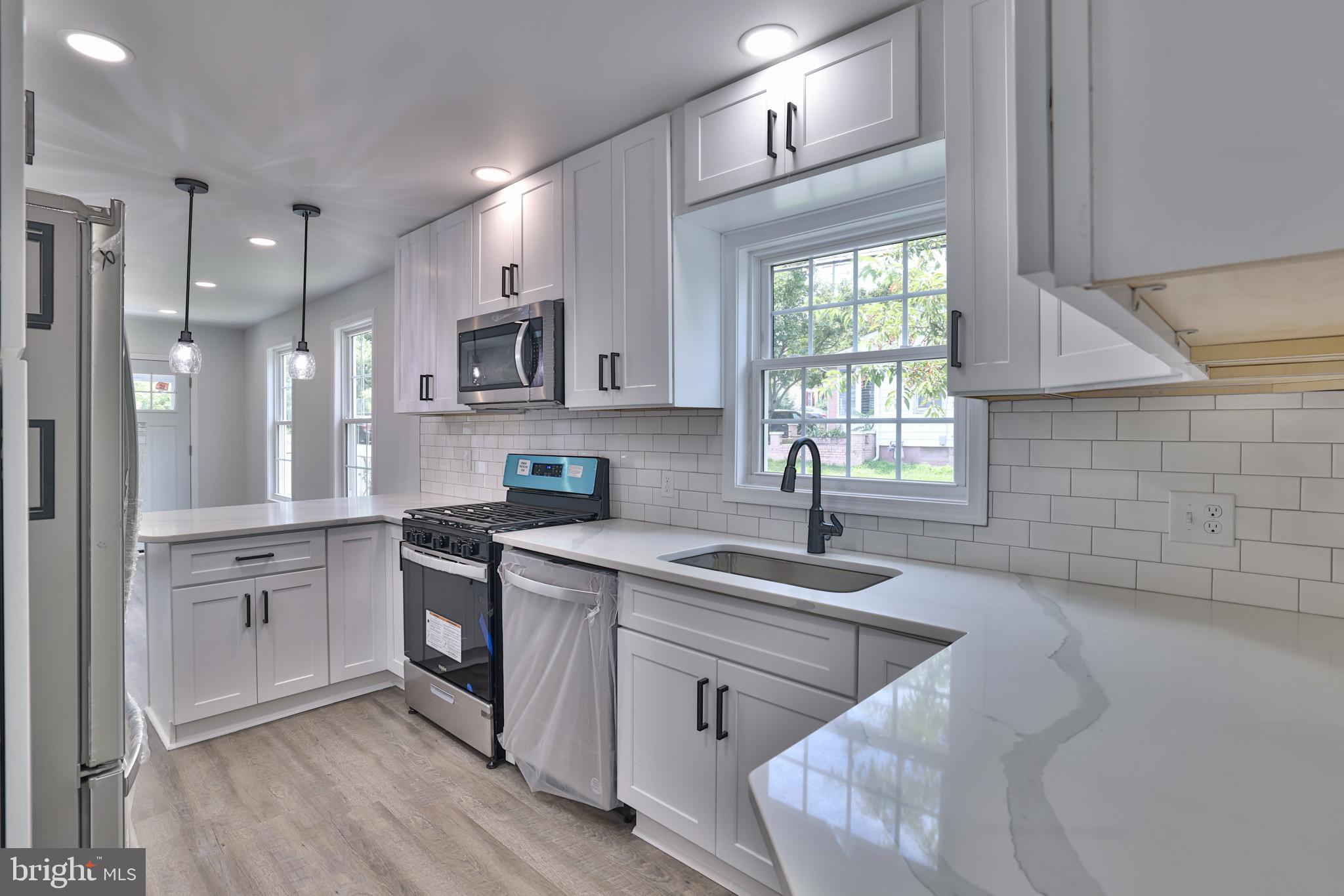 ABBOTT FOREST - Residential