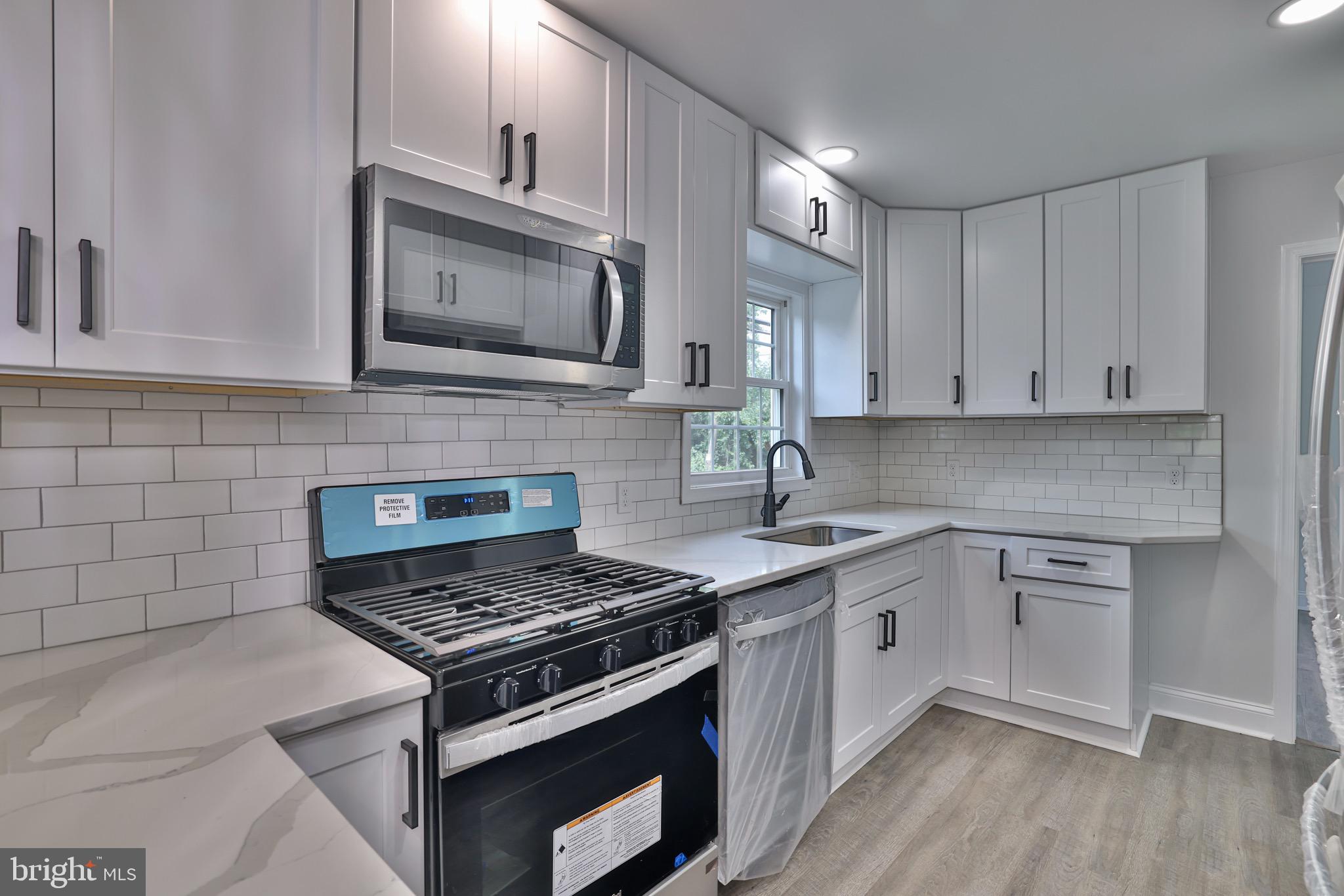 ABBOTT FOREST - Residential