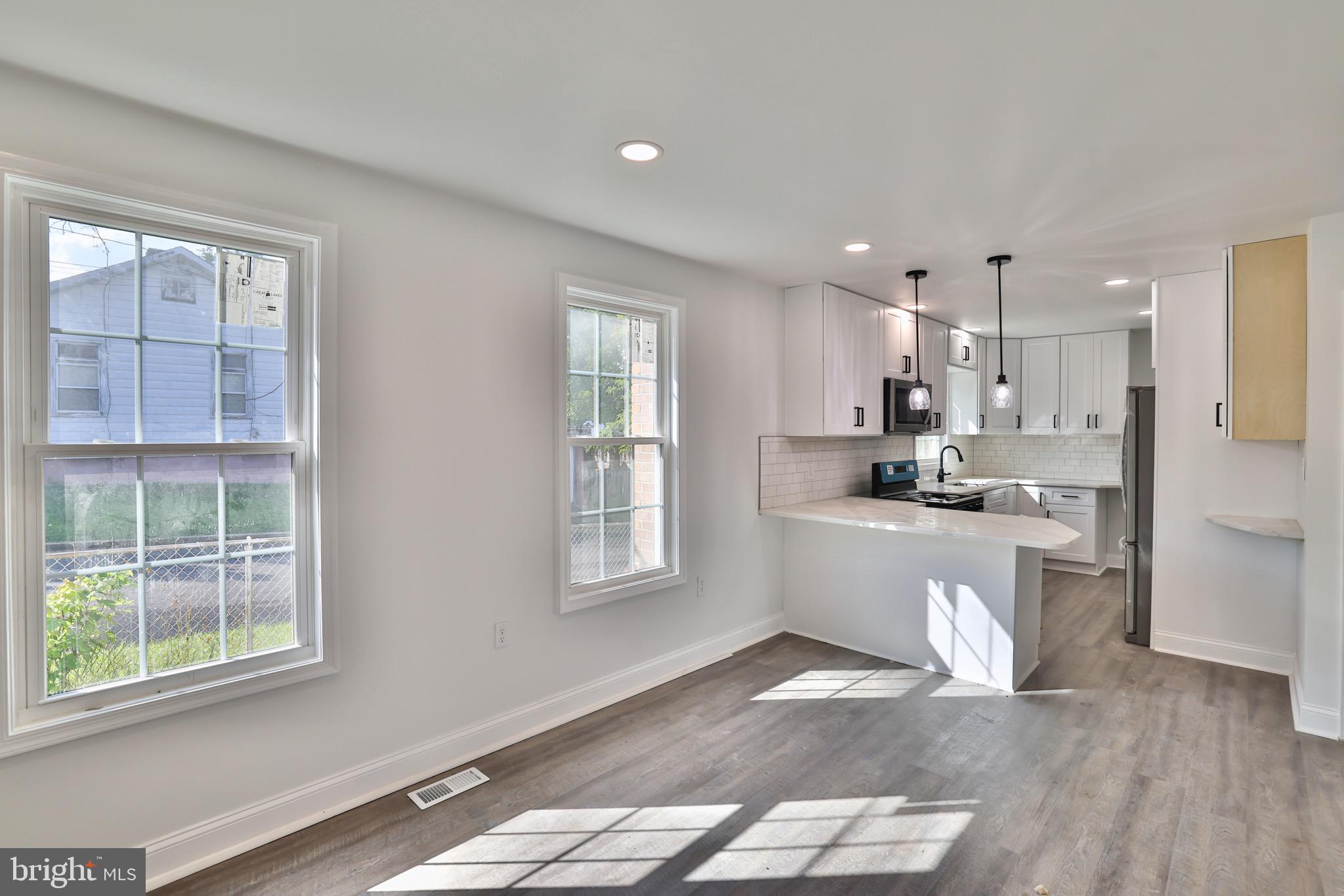 ABBOTT FOREST - Residential