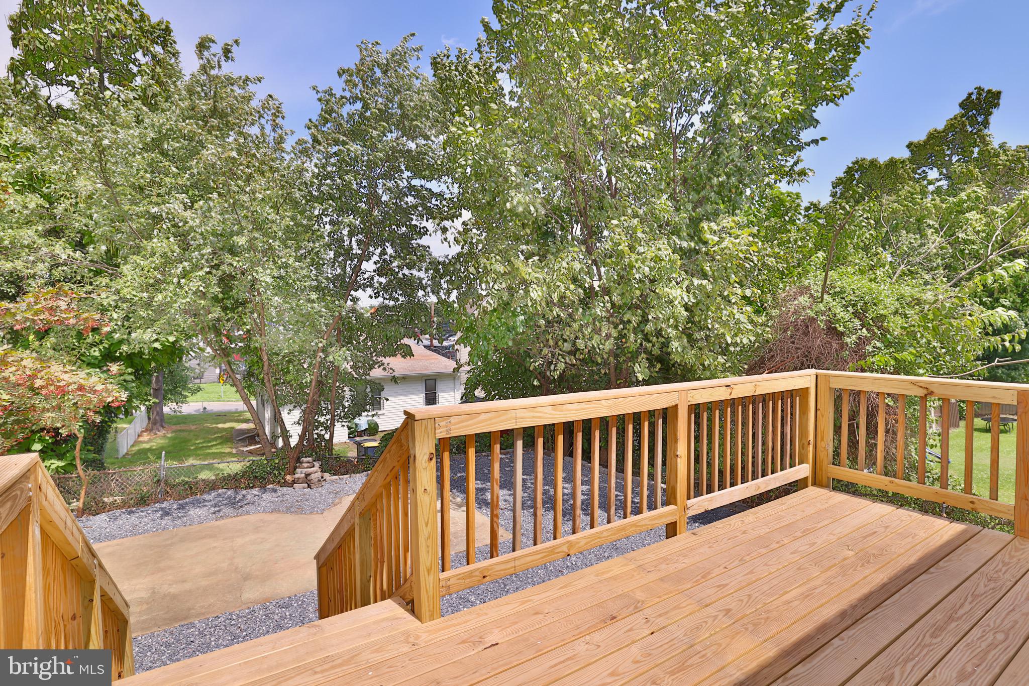 ABBOTT FOREST - Residential