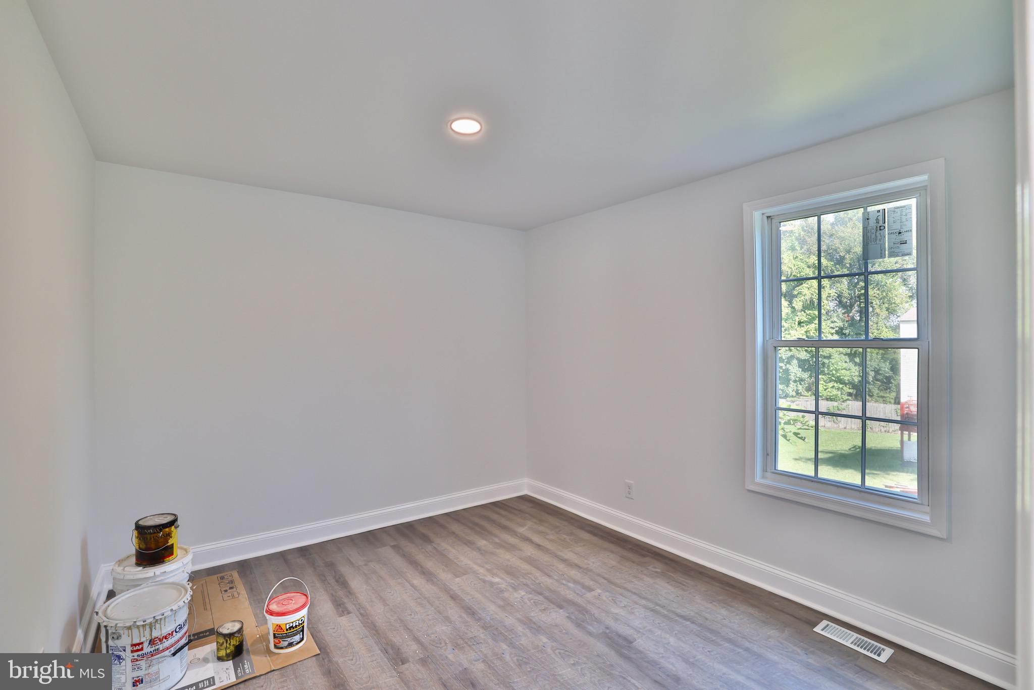 ABBOTT FOREST - Residential