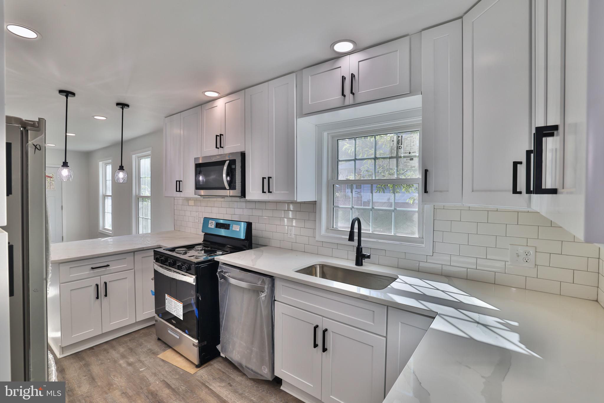 ABBOTT FOREST - Residential