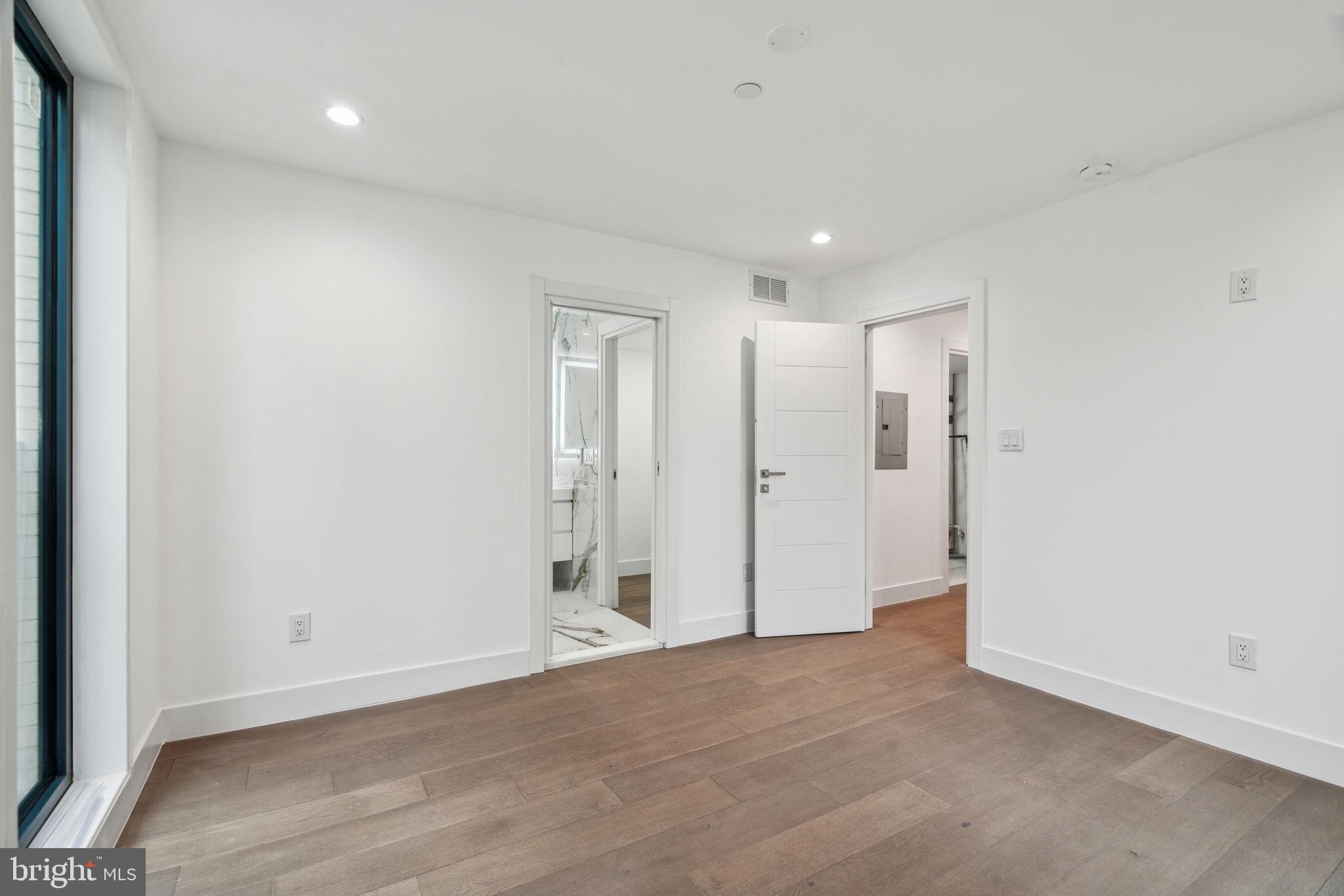 PACKER PARK - Residential