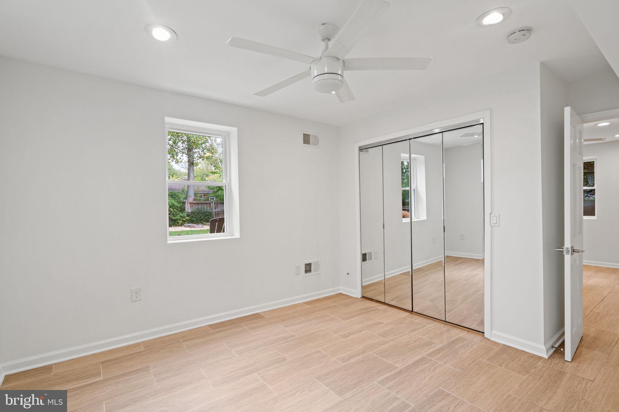 HOMEWOOD - Residential