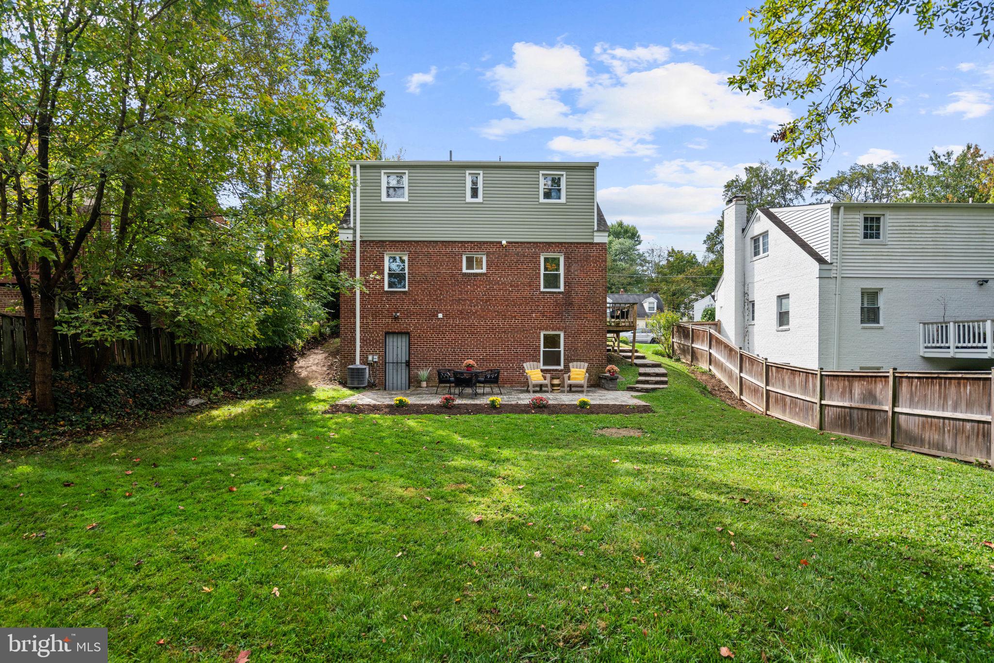 HOMEWOOD - Residential