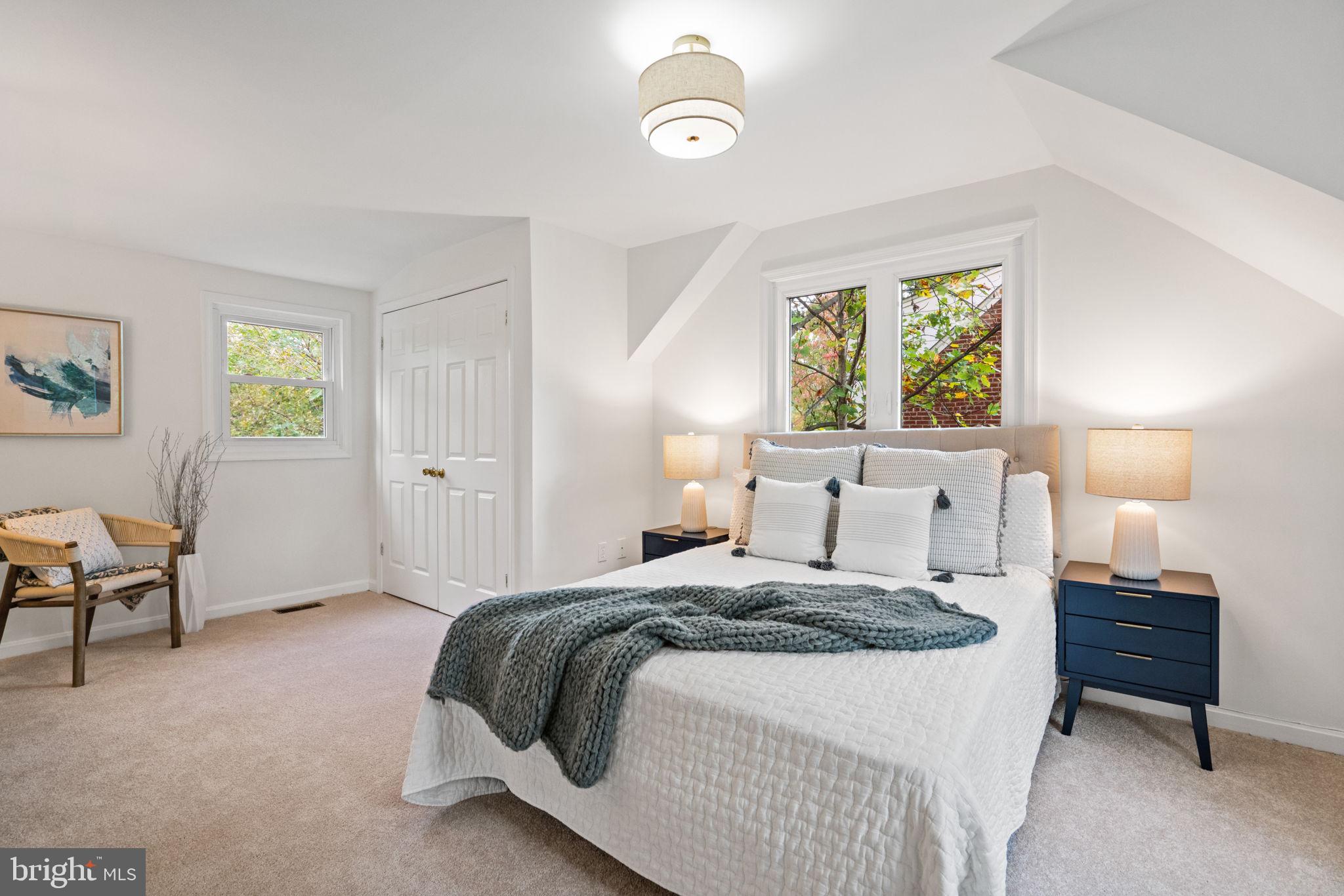 HOMEWOOD - Residential