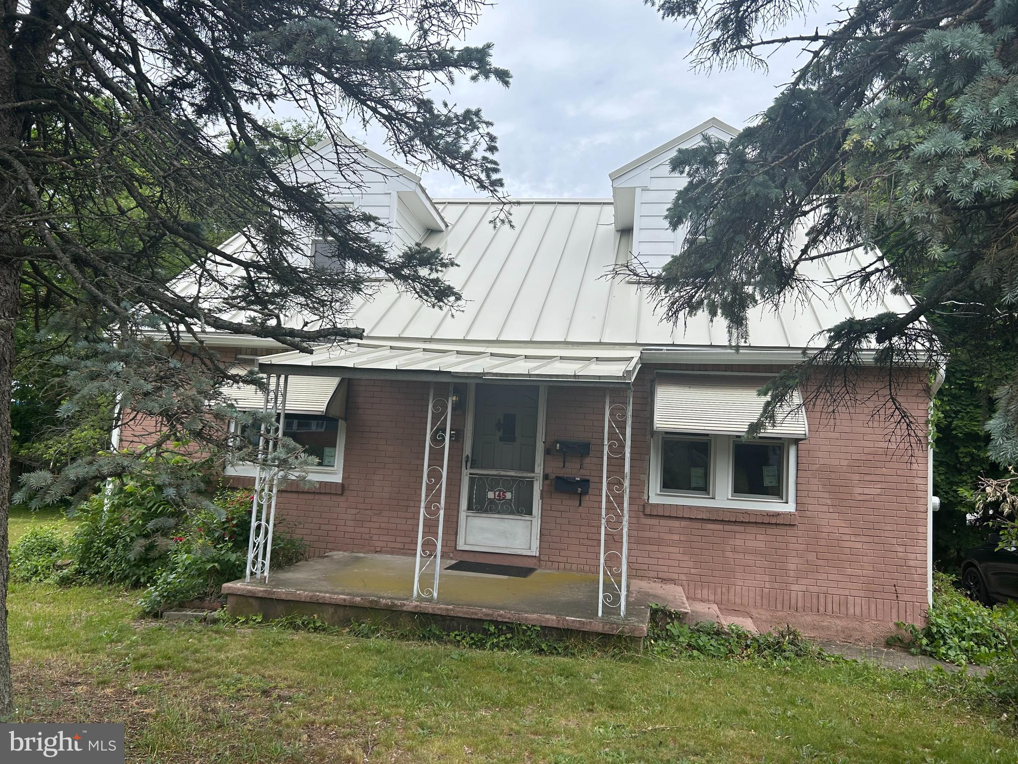 145 GLOUCESTER AVENUE