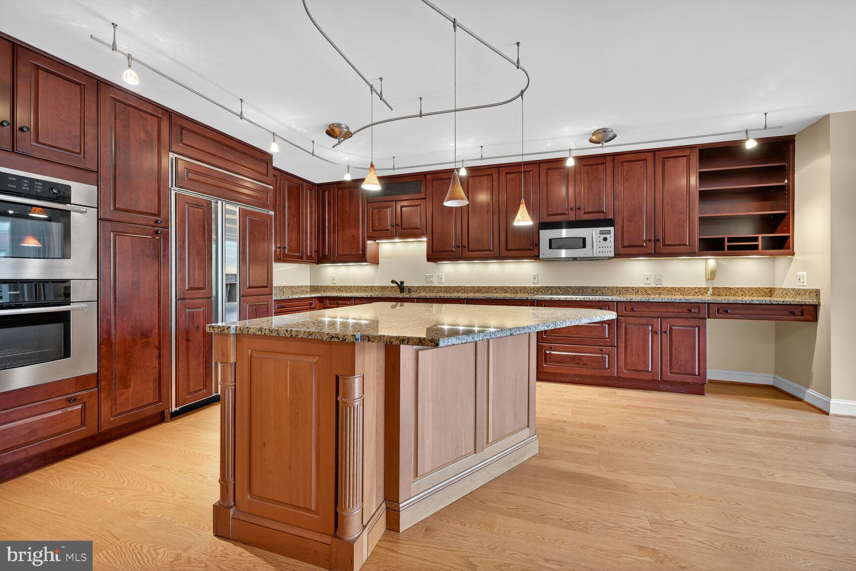 2555 PENNSYLVANIA AVENUE NW 409