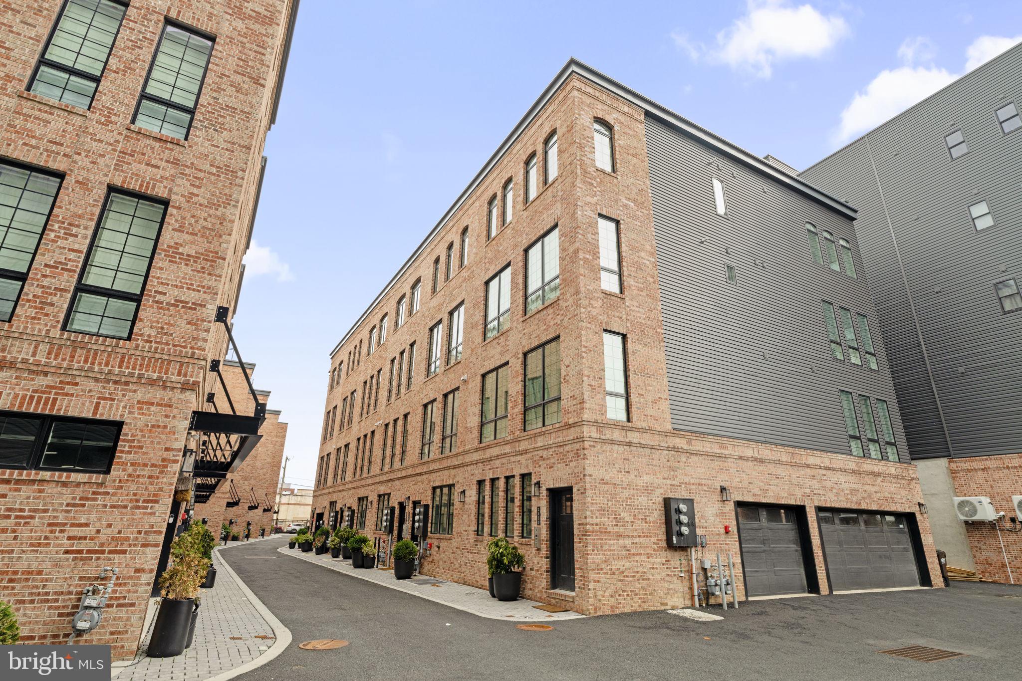 GRADUATE HOSPITAL - Residential