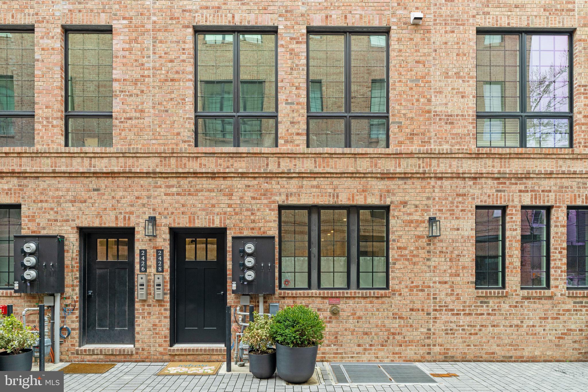 GRADUATE HOSPITAL - Residential