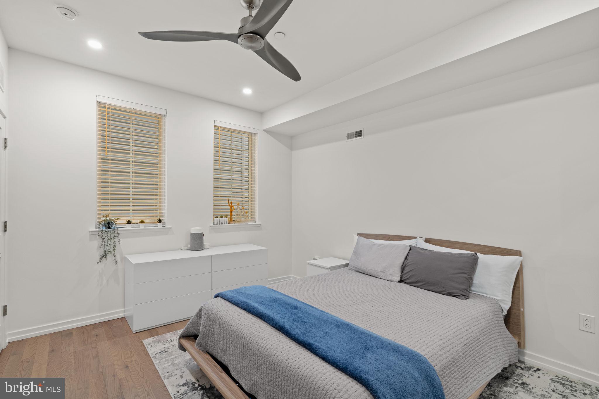 GRADUATE HOSPITAL - Residential