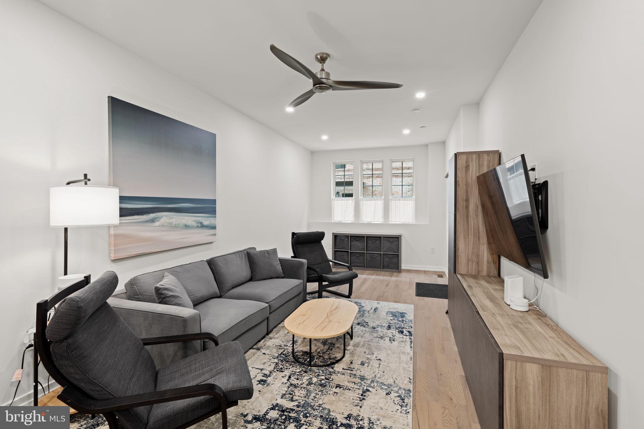 GRADUATE HOSPITAL - Residential