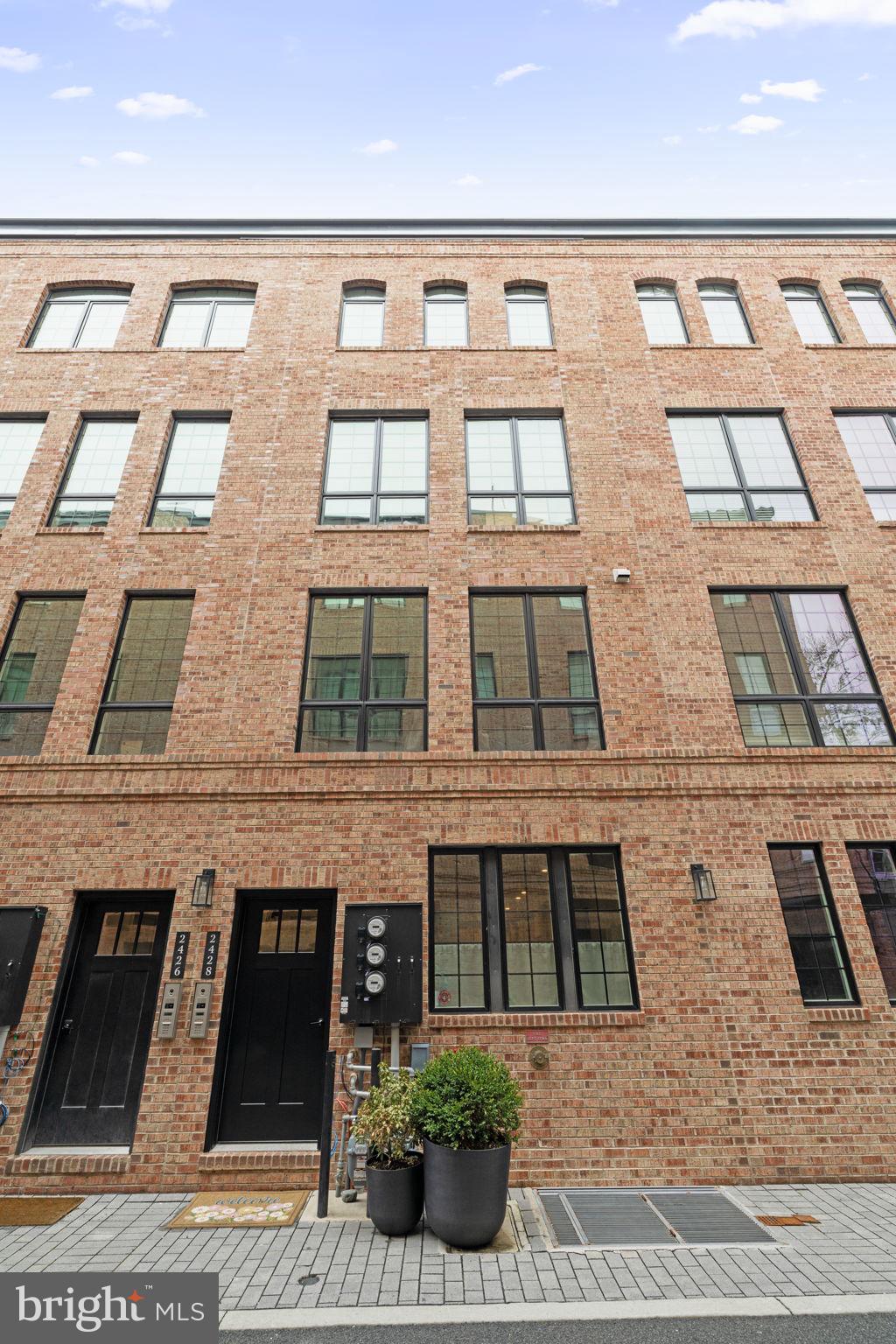 GRADUATE HOSPITAL - Residential