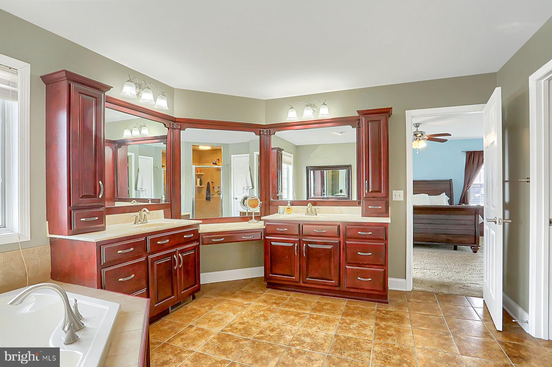 BRITTANY II - Residential