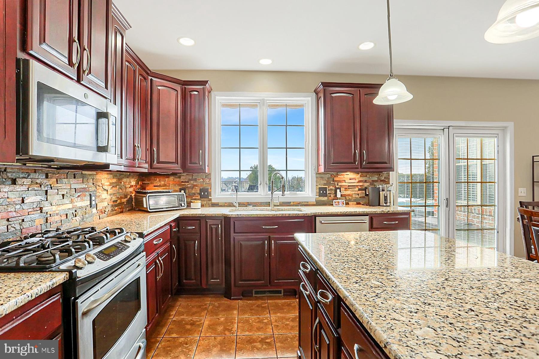 BRITTANY II - Residential