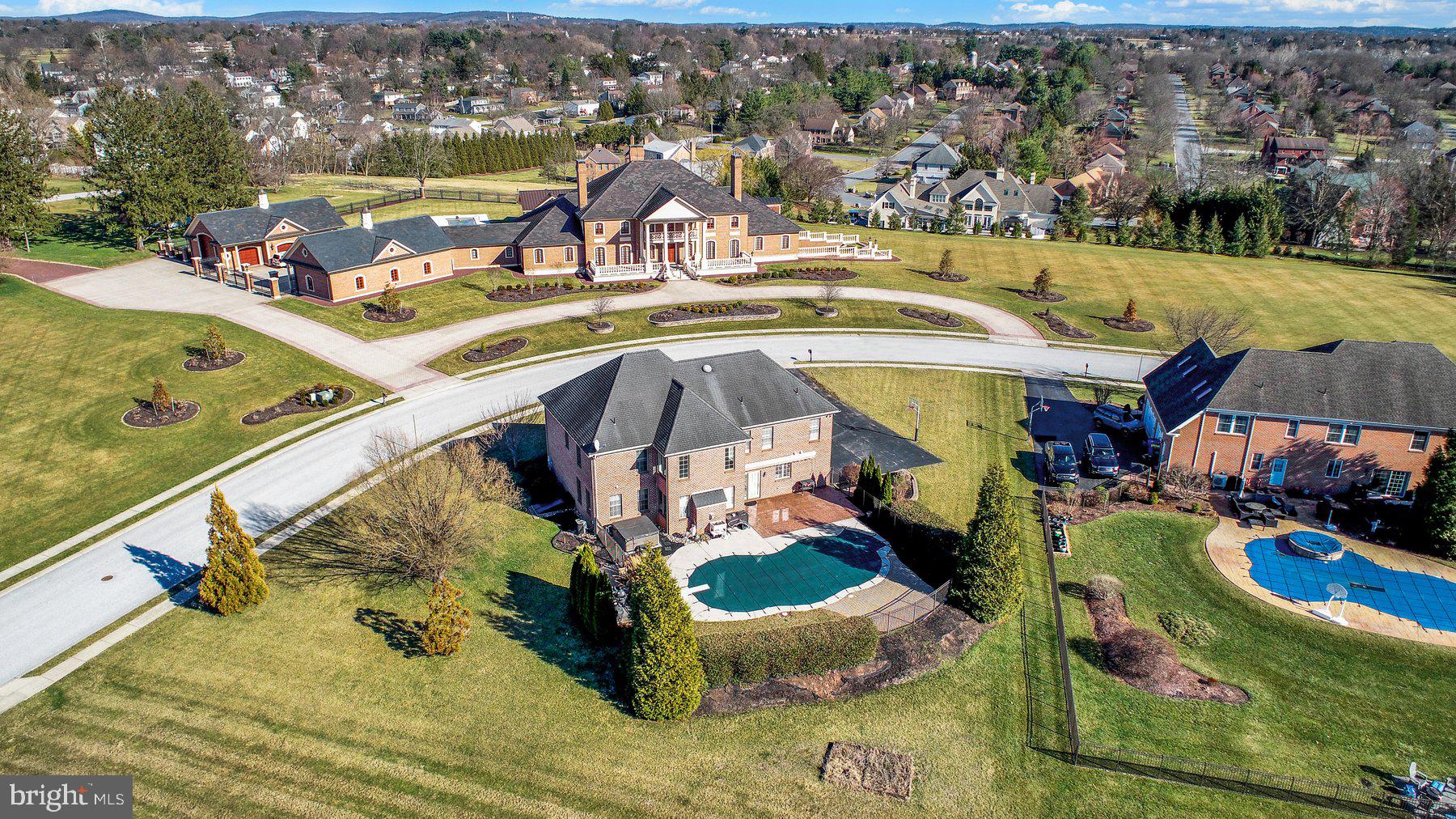 BRITTANY II - Residential