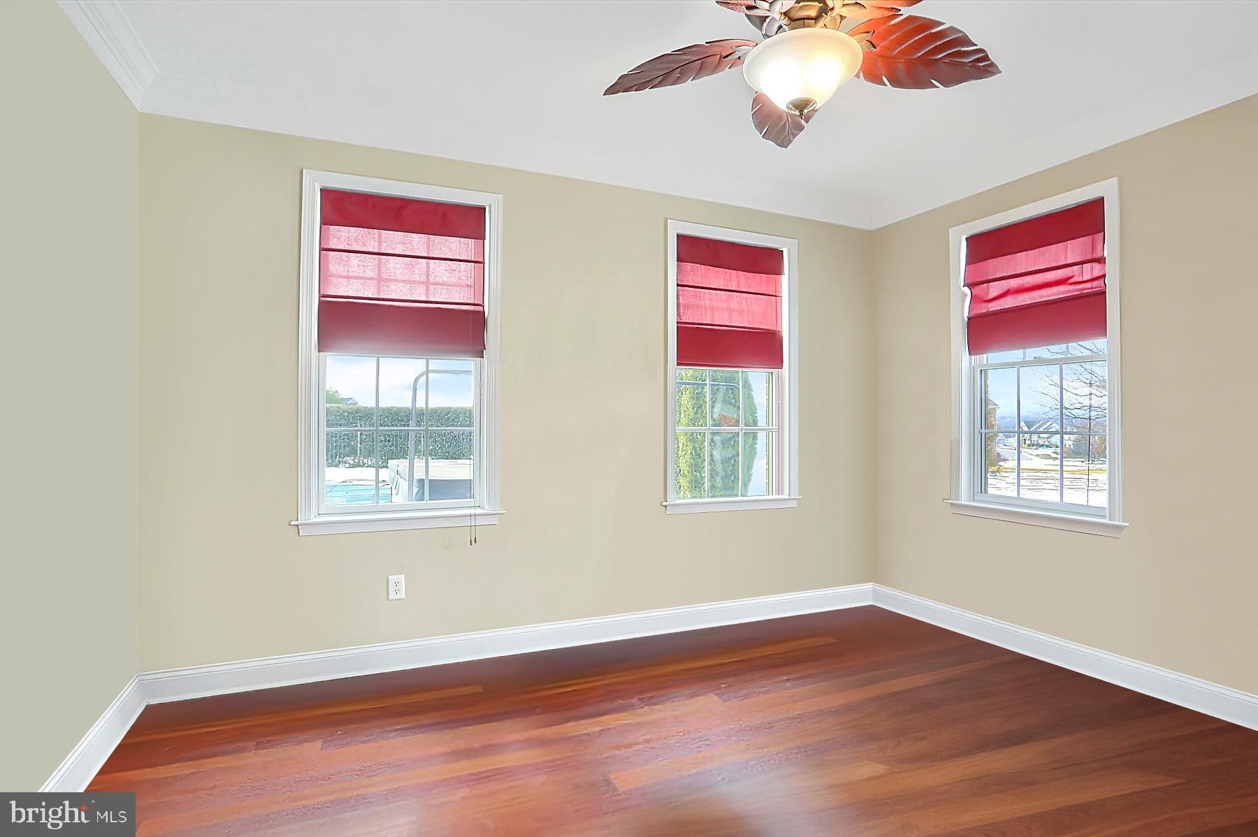 BRITTANY II - Residential