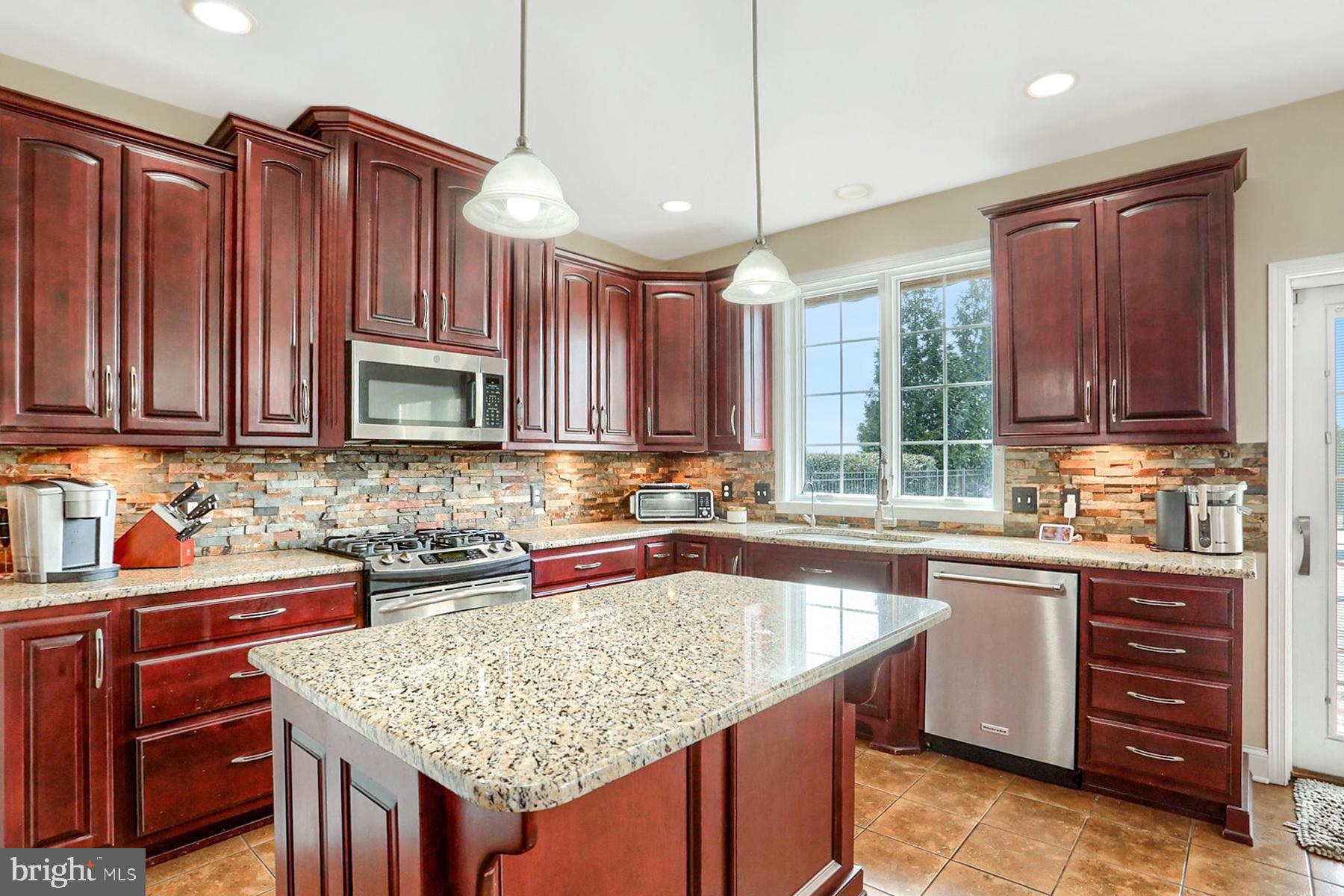 BRITTANY II - Residential