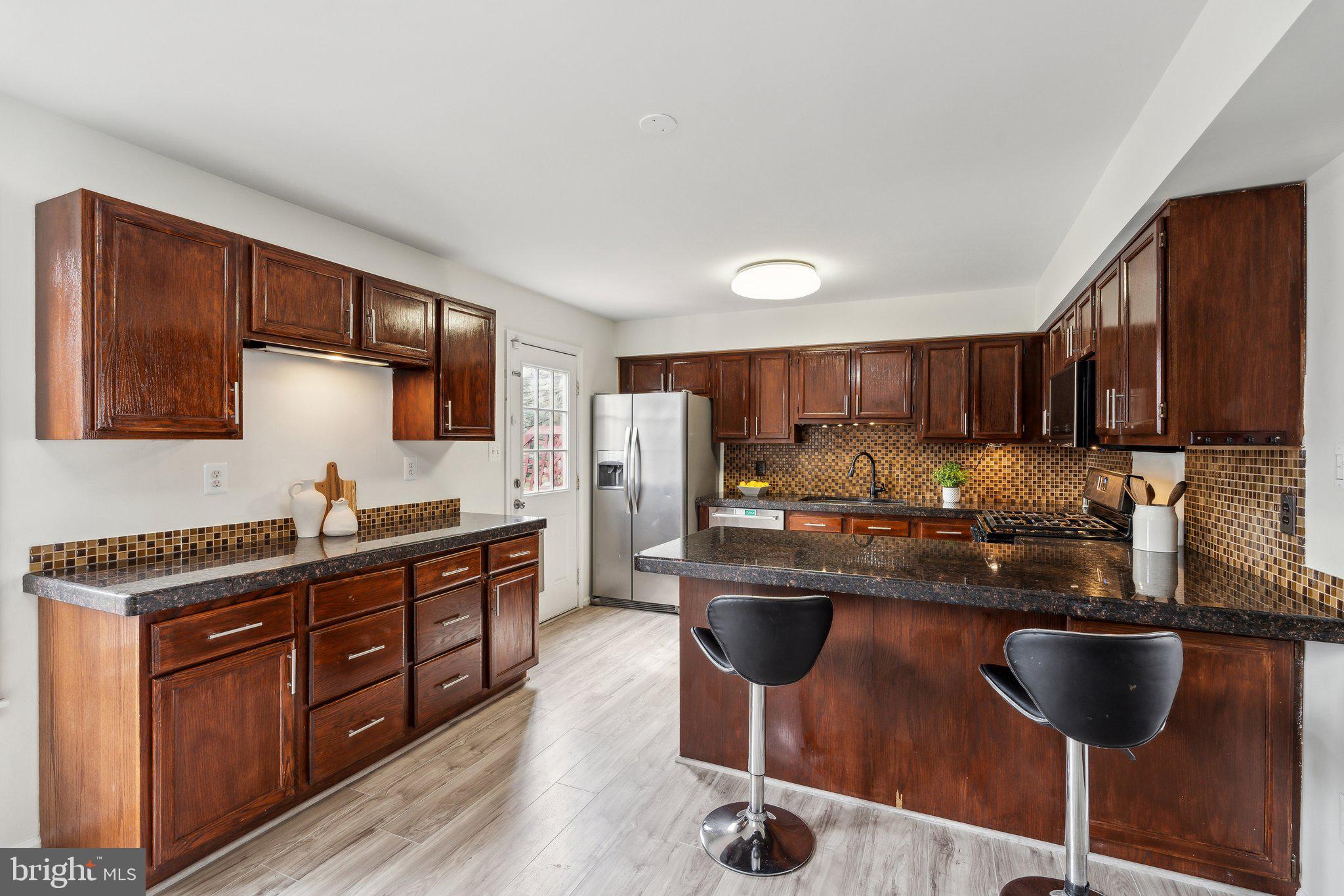 FOX CREEK - Residential