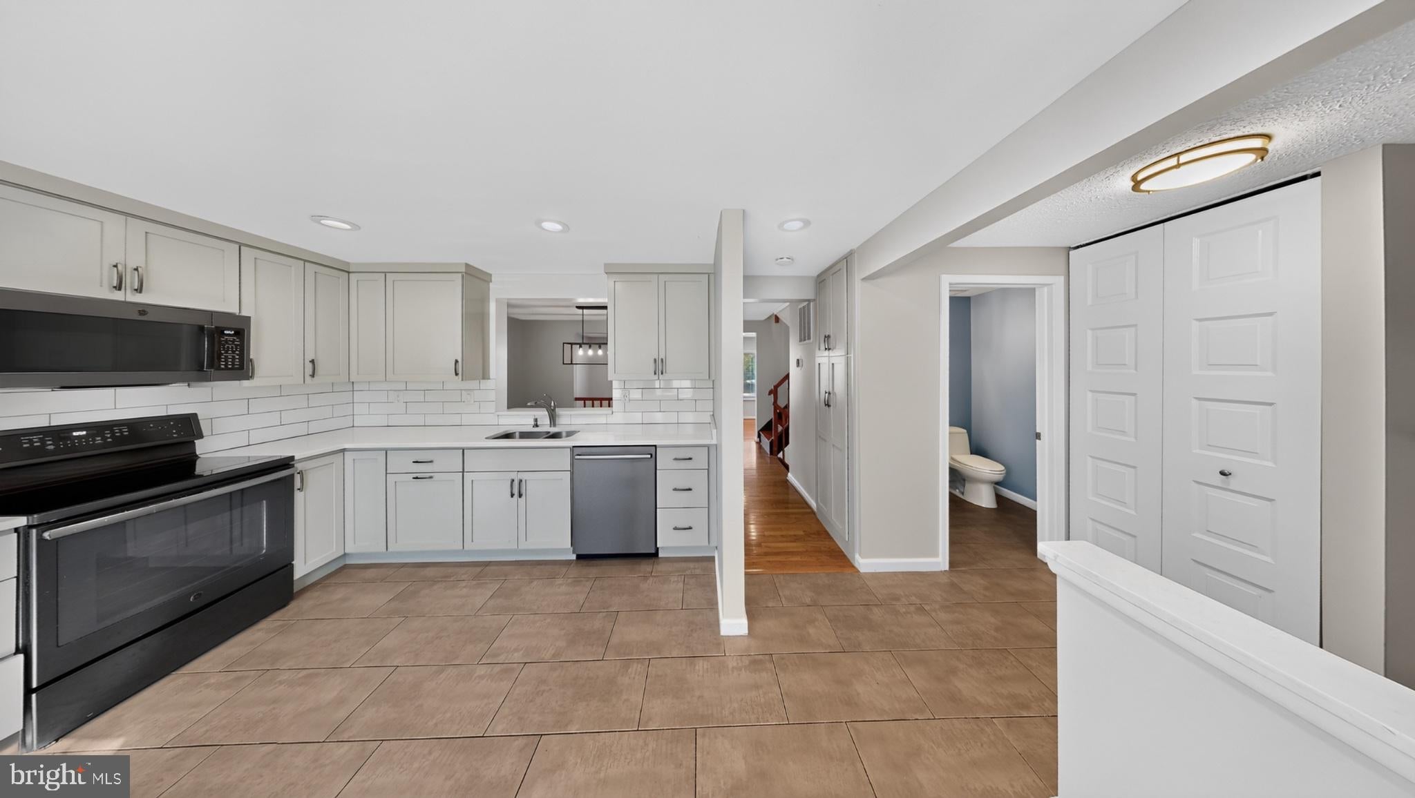 7521 WEATHERBY DRIVE