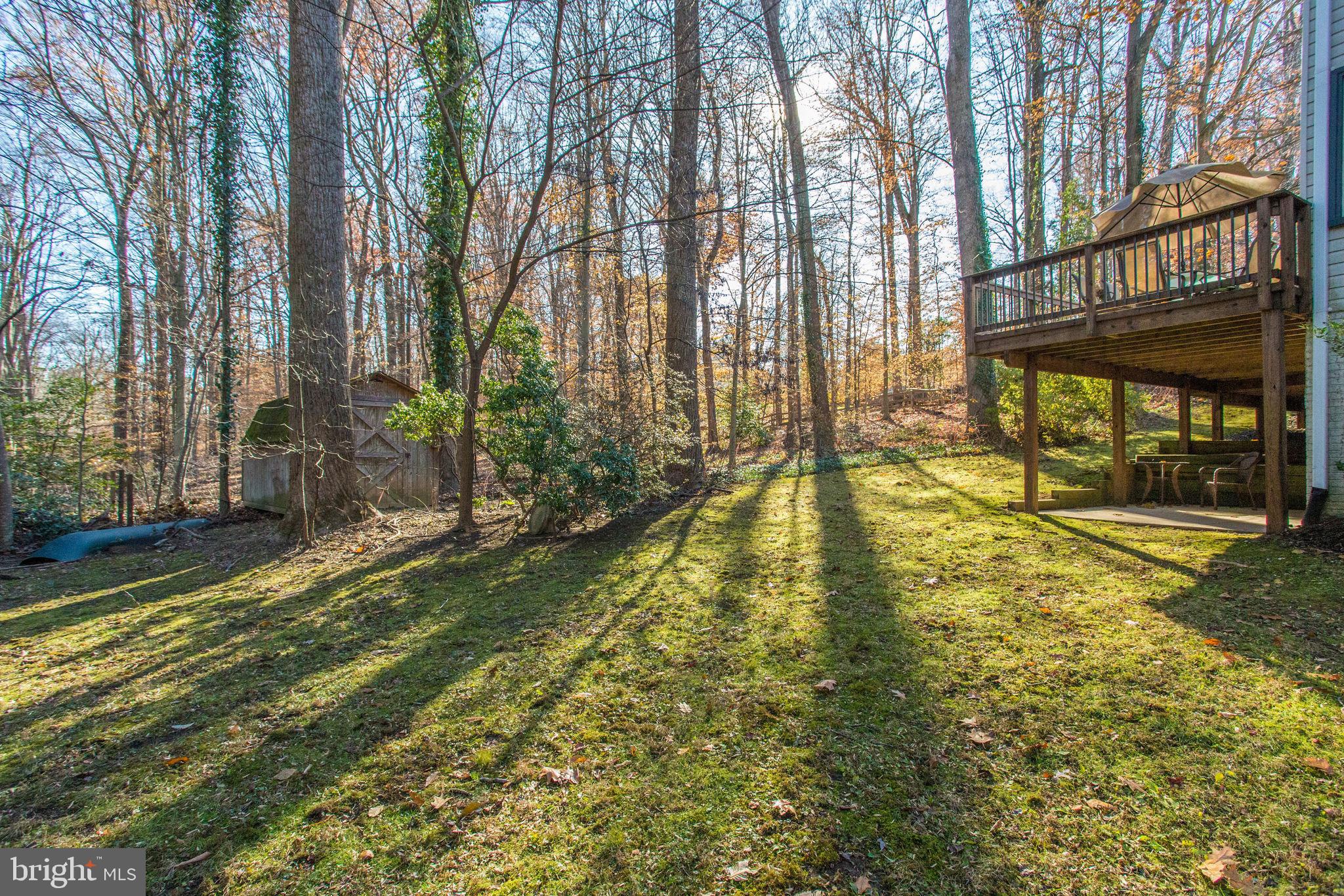 NEAR FAIRFAX - Residential